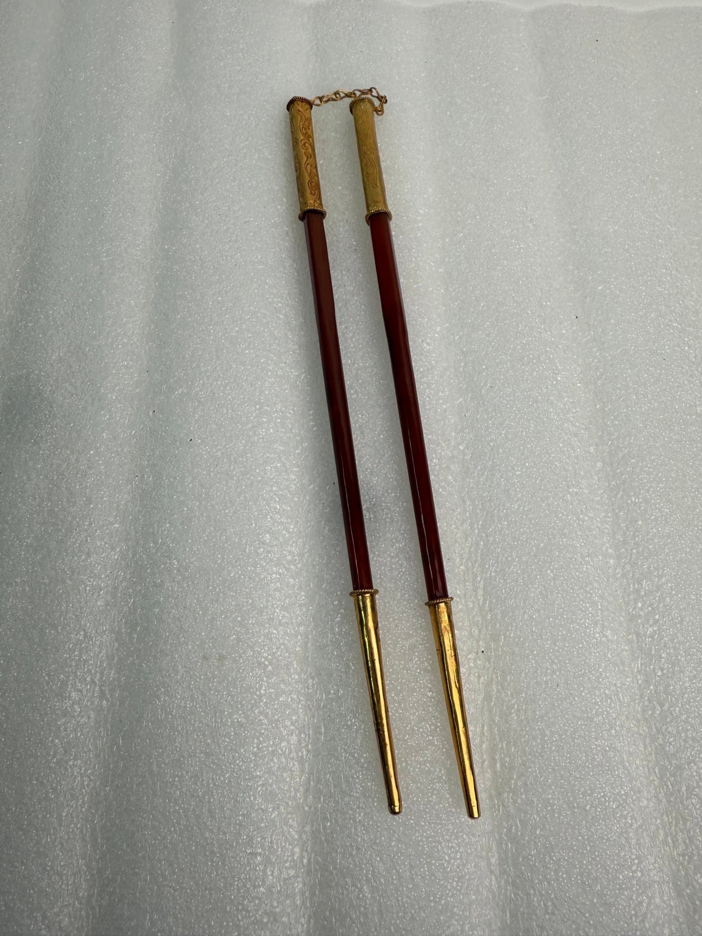 A0598 Chinese Red Agate Inlaying Gold Edge Flower Design Bowl & Chopsticks