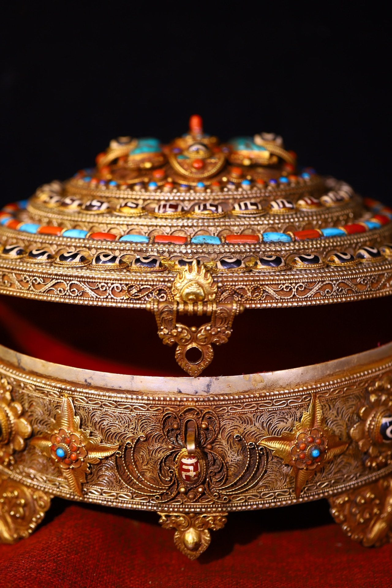 A0605 Tibetan Buddhism Gold Wire Inlay DZI Agate & Turquoise & Lapis Lazuli Jewellery Box