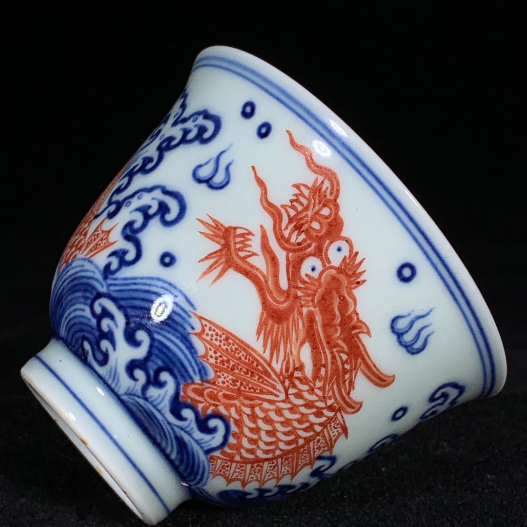 A0607 Chinese Iron Red Glaze+Blue And White Porcelain Dragon Fish Design Wine Cup