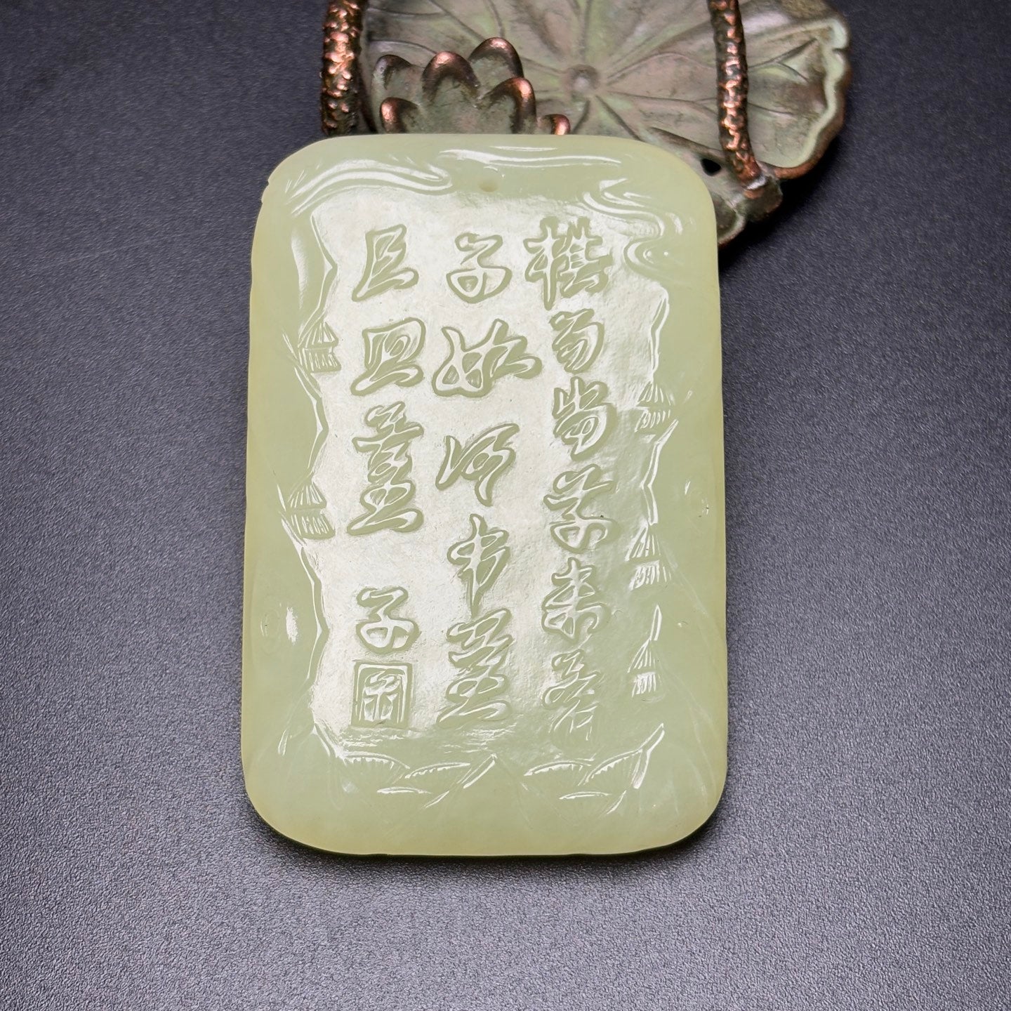A0609 Chinese Natural Hetian Jade Low Relief Playing Chess Old Men Pendant