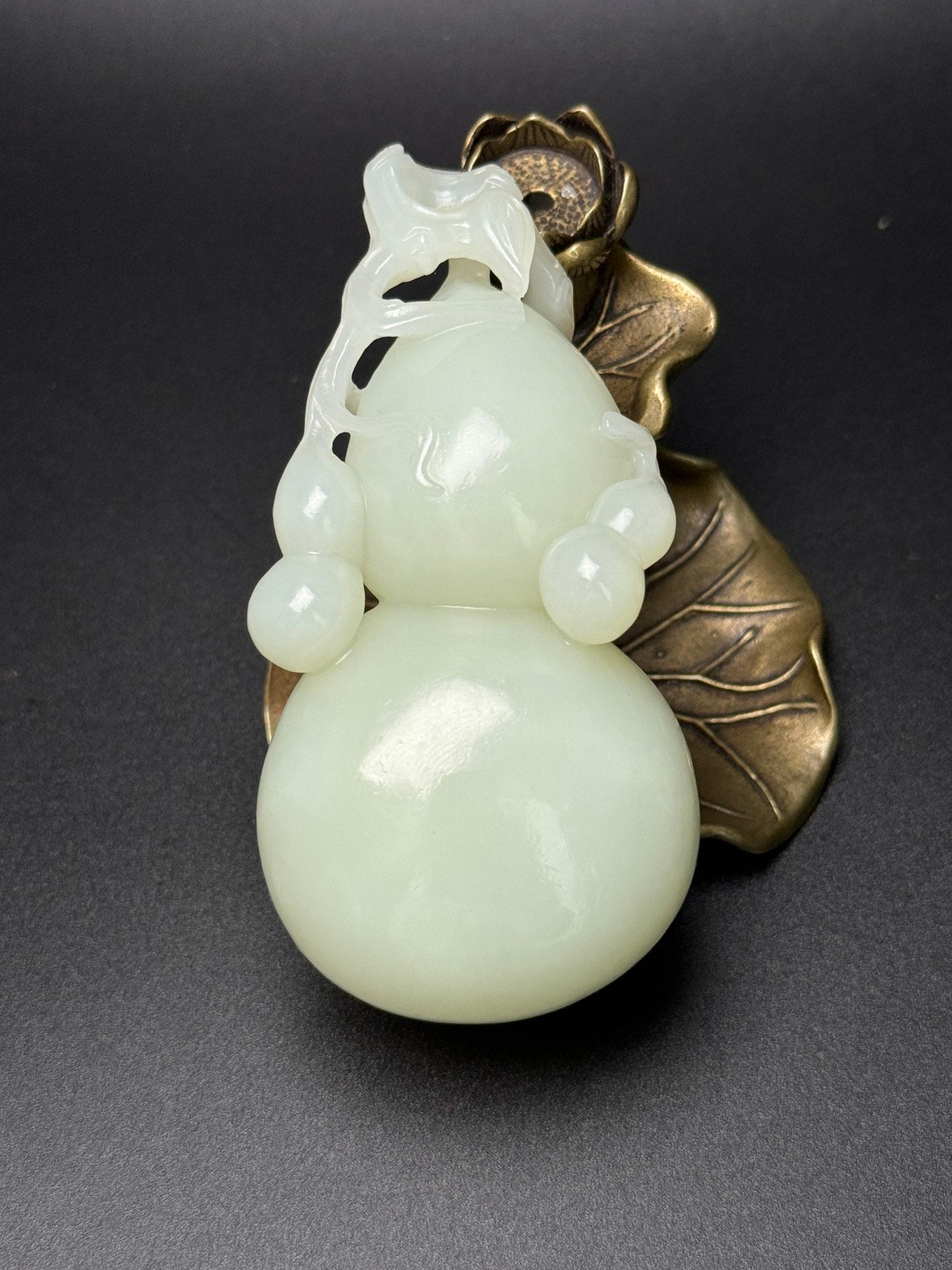 A0610 Superb Chinese White Hetian Jade Carved Gourd Pednant/Statue
