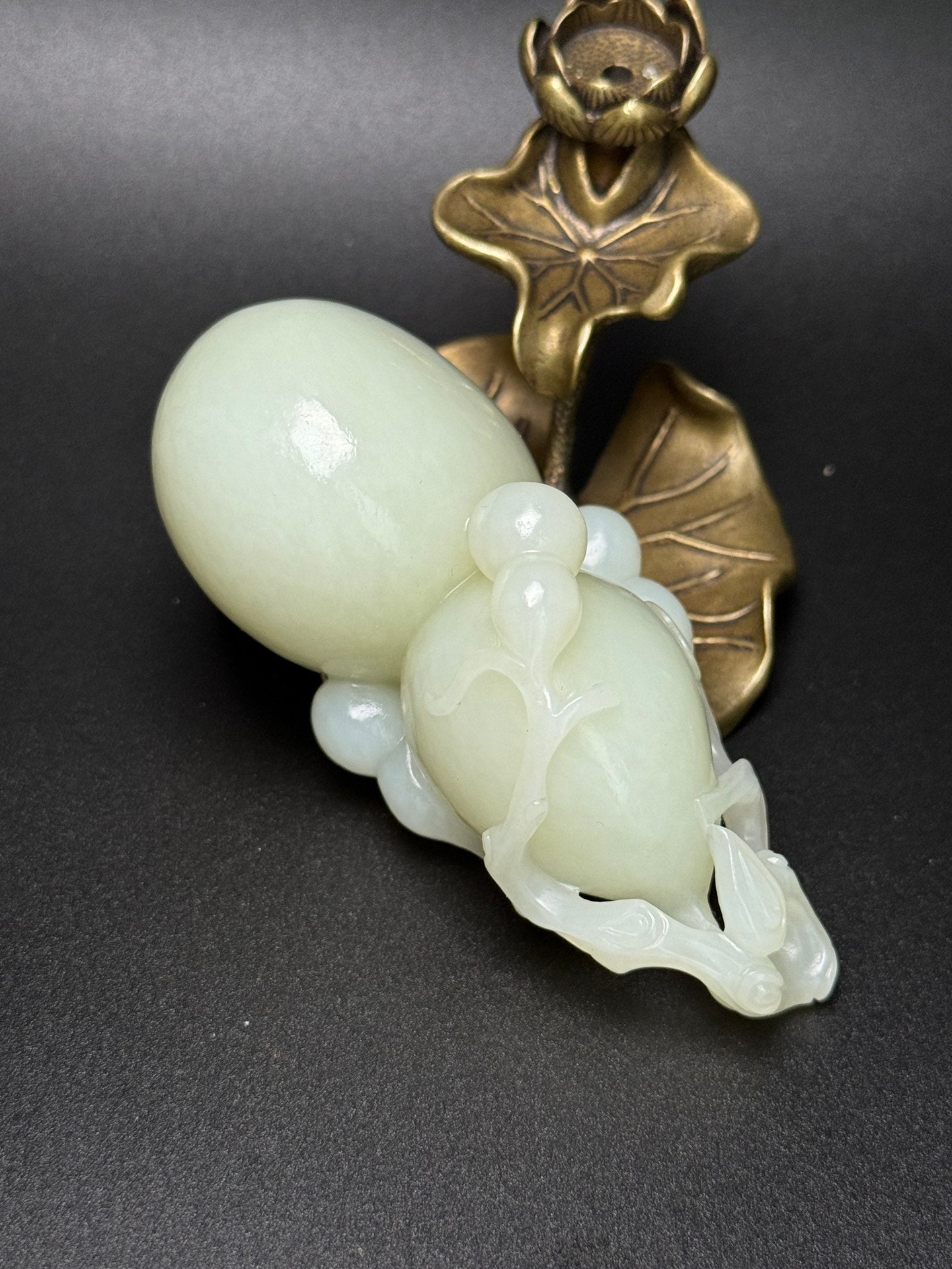 A0610 Superb Chinese White Hetian Jade Carved Gourd Pednant/Statue
