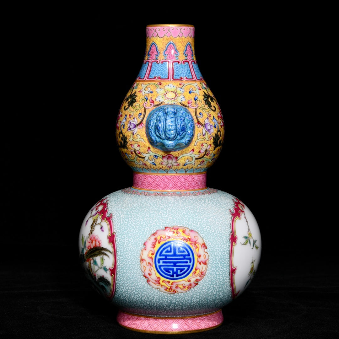 A0614 Chinese Gilt Edge Famille Rose Enamel Flowers Bird Design Gourd Shape Porcelain Vase