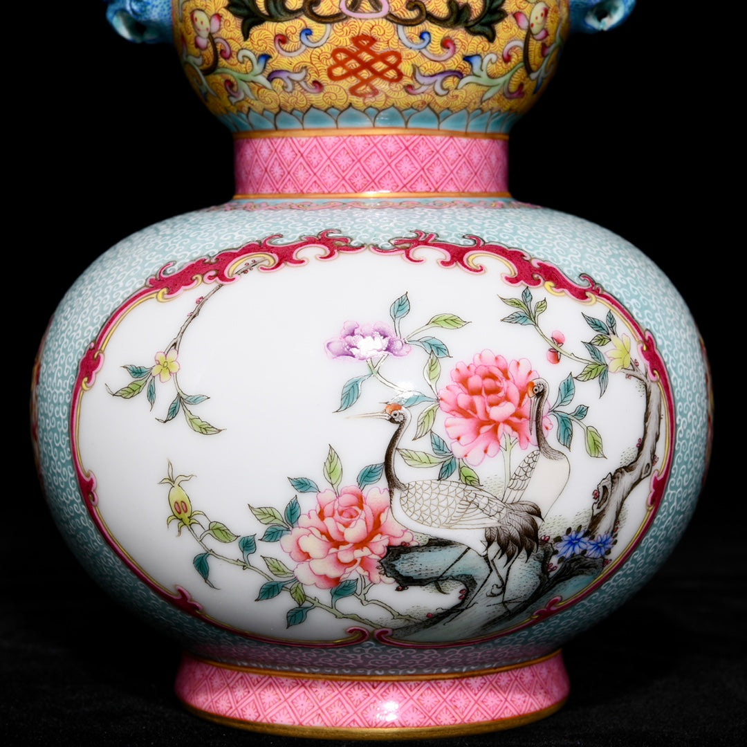 A0614 Chinese Gilt Edge Famille Rose Enamel Flowers Bird Design Gourd Shape Porcelain Vase