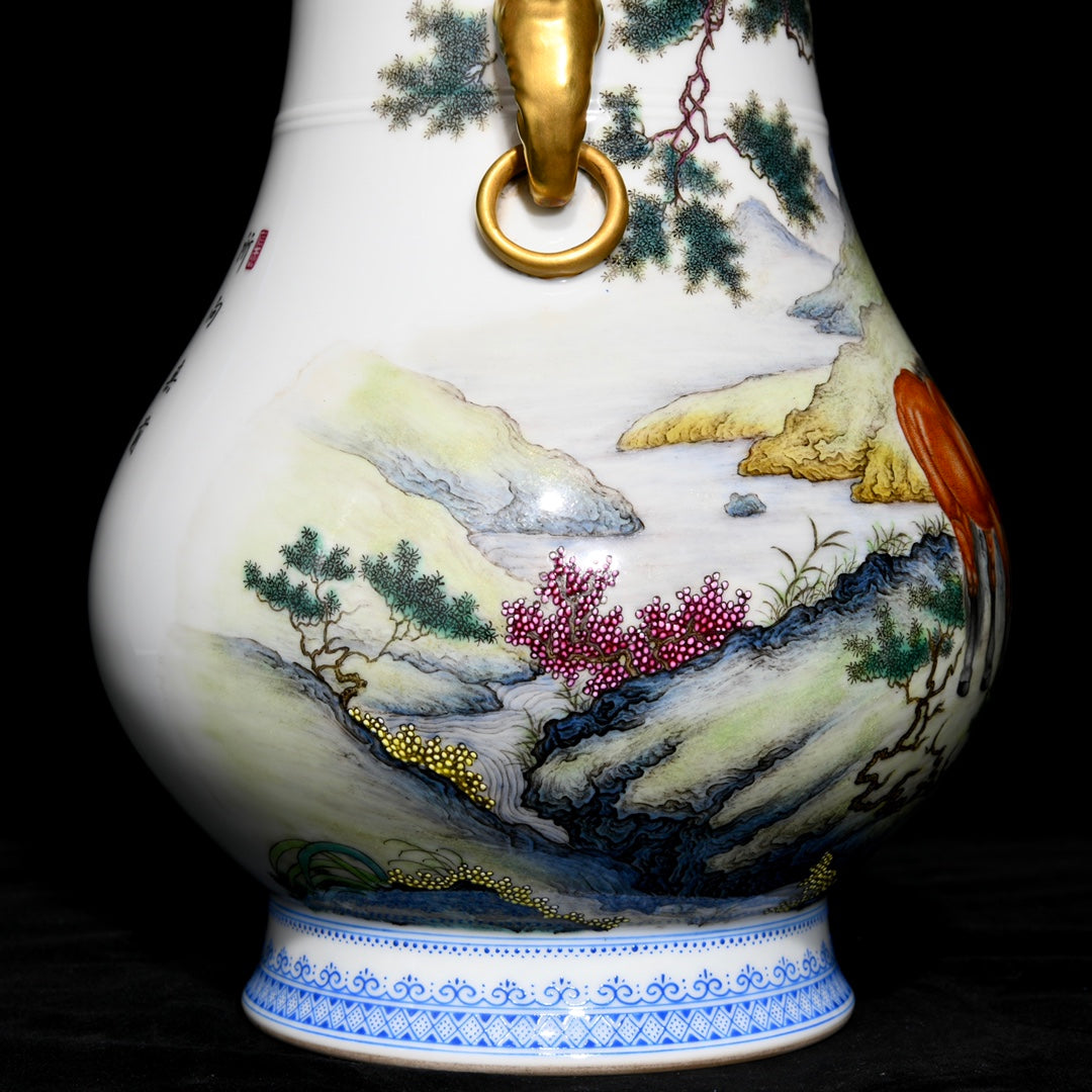 A0621 Chinese Gilt Edge Famille Rose Pine Tree & Horse & Peach Design Porcelain Vase