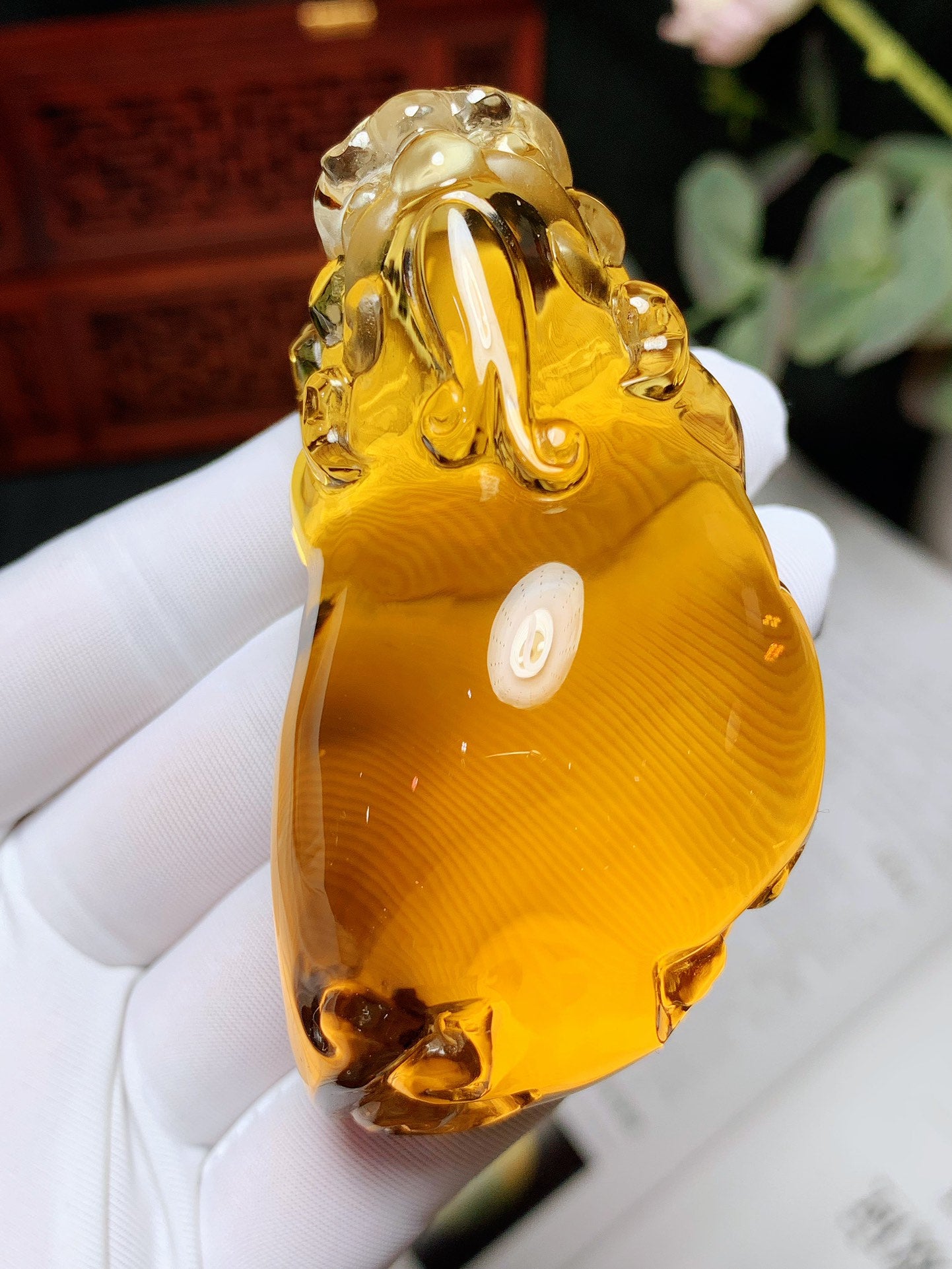 A0622 Exquisite Yellow Crystal Carved Fortune Pixiu Pendant