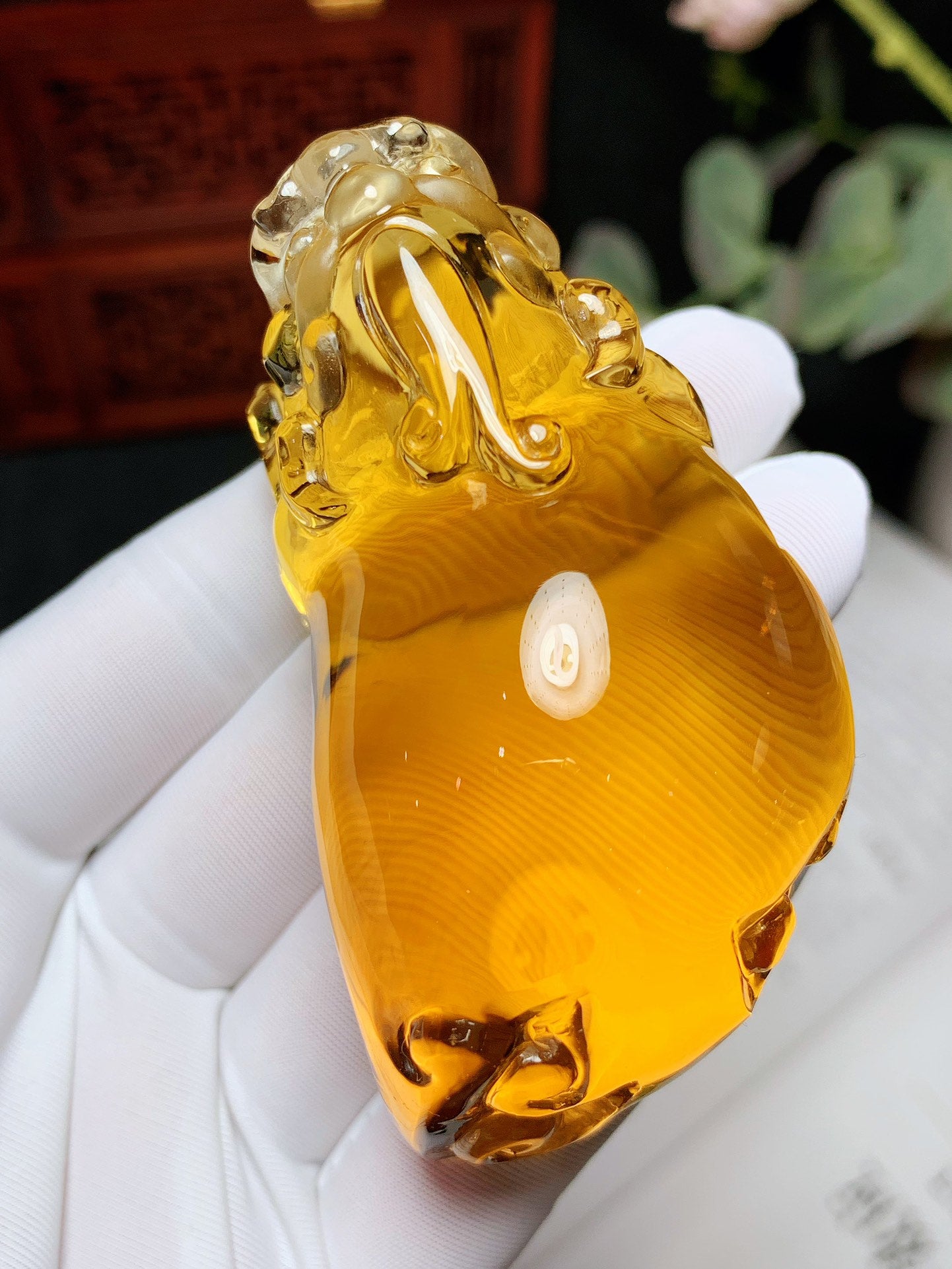A0622 Exquisite Yellow Crystal Carved Fortune Pixiu Pendant