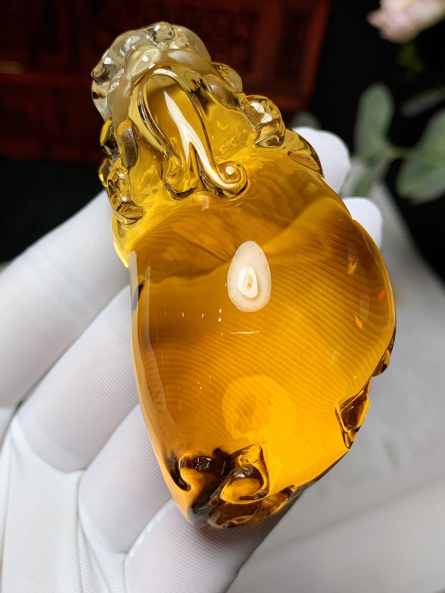 A0622 Exquisite Yellow Crystal Carved Fortune Pixiu Pendant