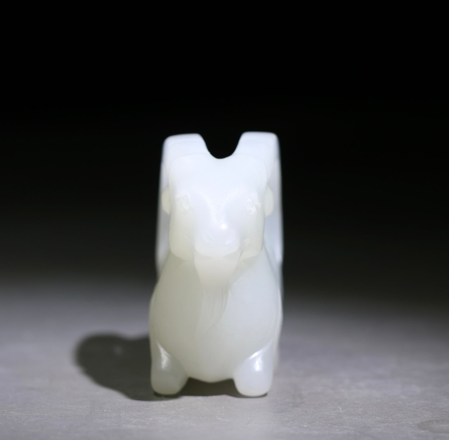 A0625 Superb Chinese White Hetian Jade Carved Fortune Sheep Statue/Pendant