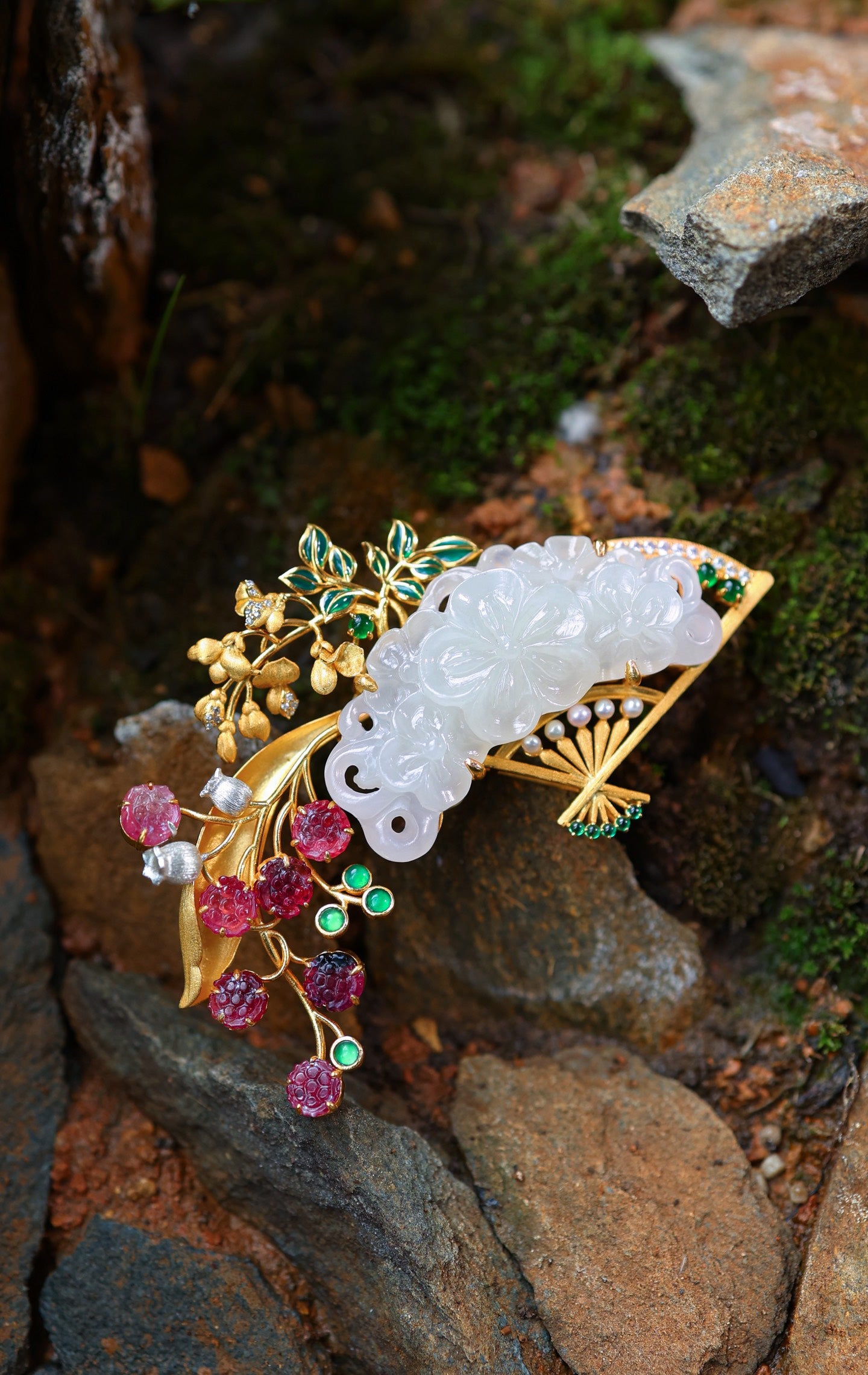 A0626 Exquisite Silver Plated Gilt Gold Inlay White Hetian Jade & Tourmaline & Jadeite Fan Shape Brooch/Pendant