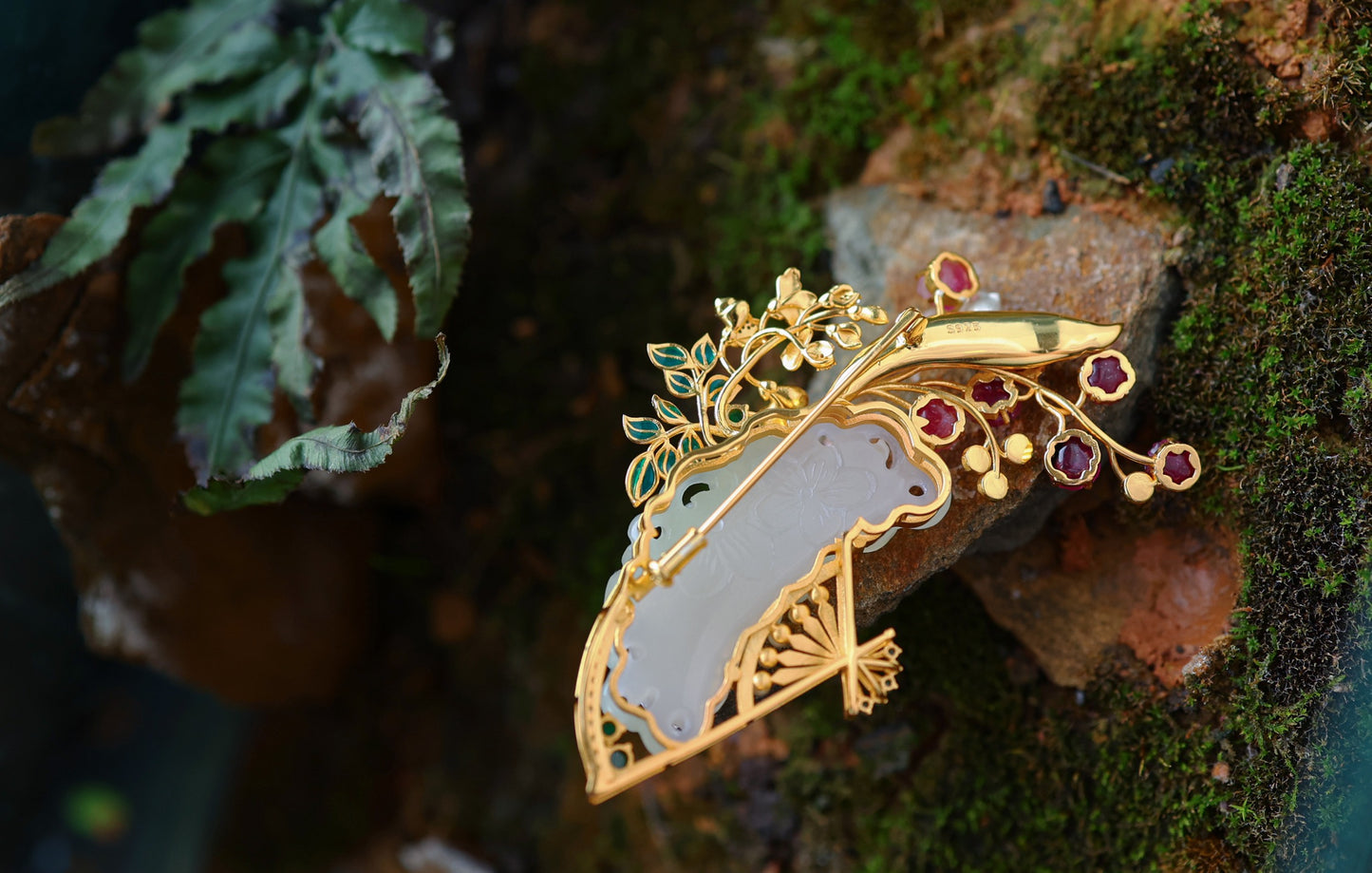A0626 Exquisite Silver Plated Gilt Gold Inlay White Hetian Jade & Tourmaline & Jadeite Fan Shape Brooch/Pendant