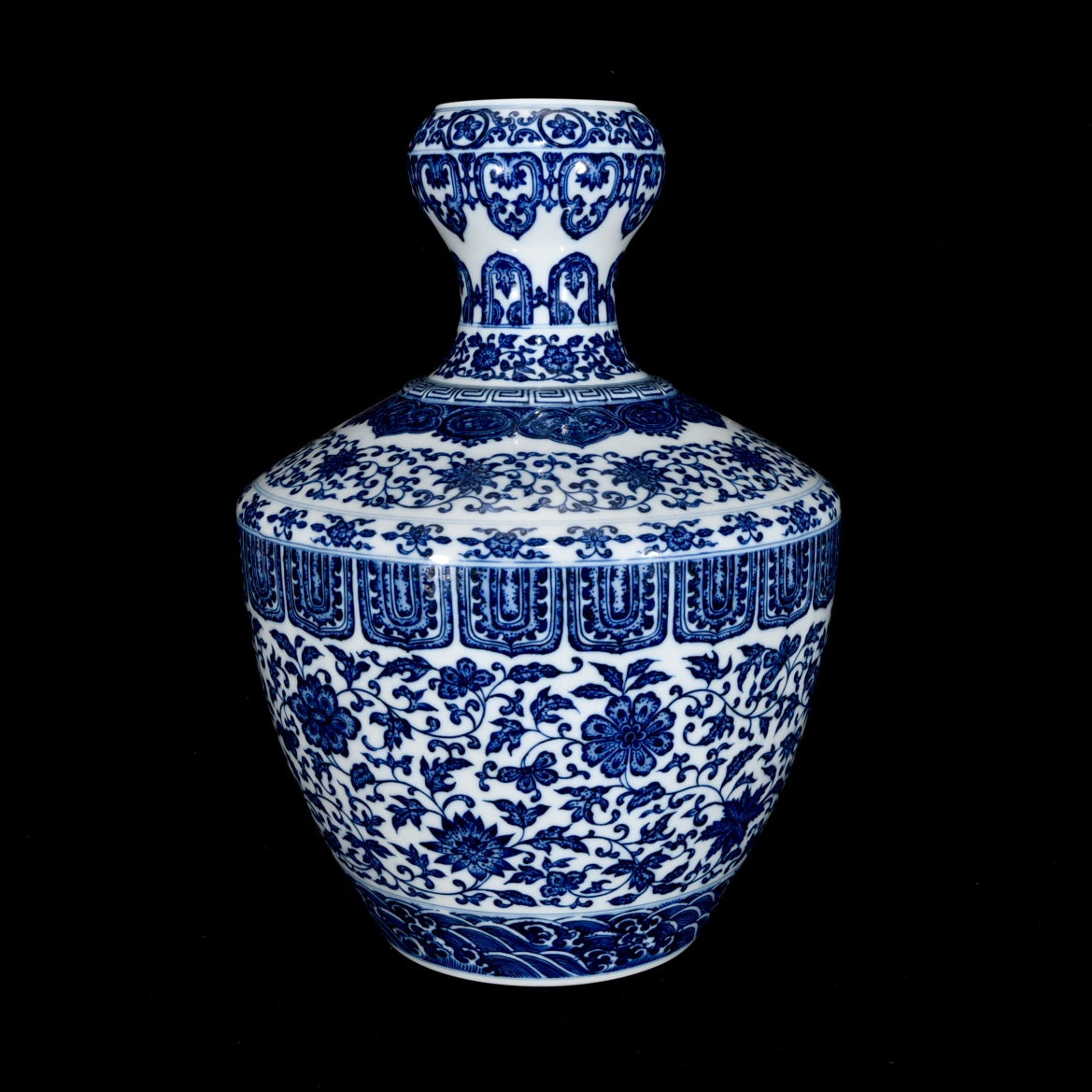 A0627 Chinese Blue And White Porcelain Flowers Design Vase