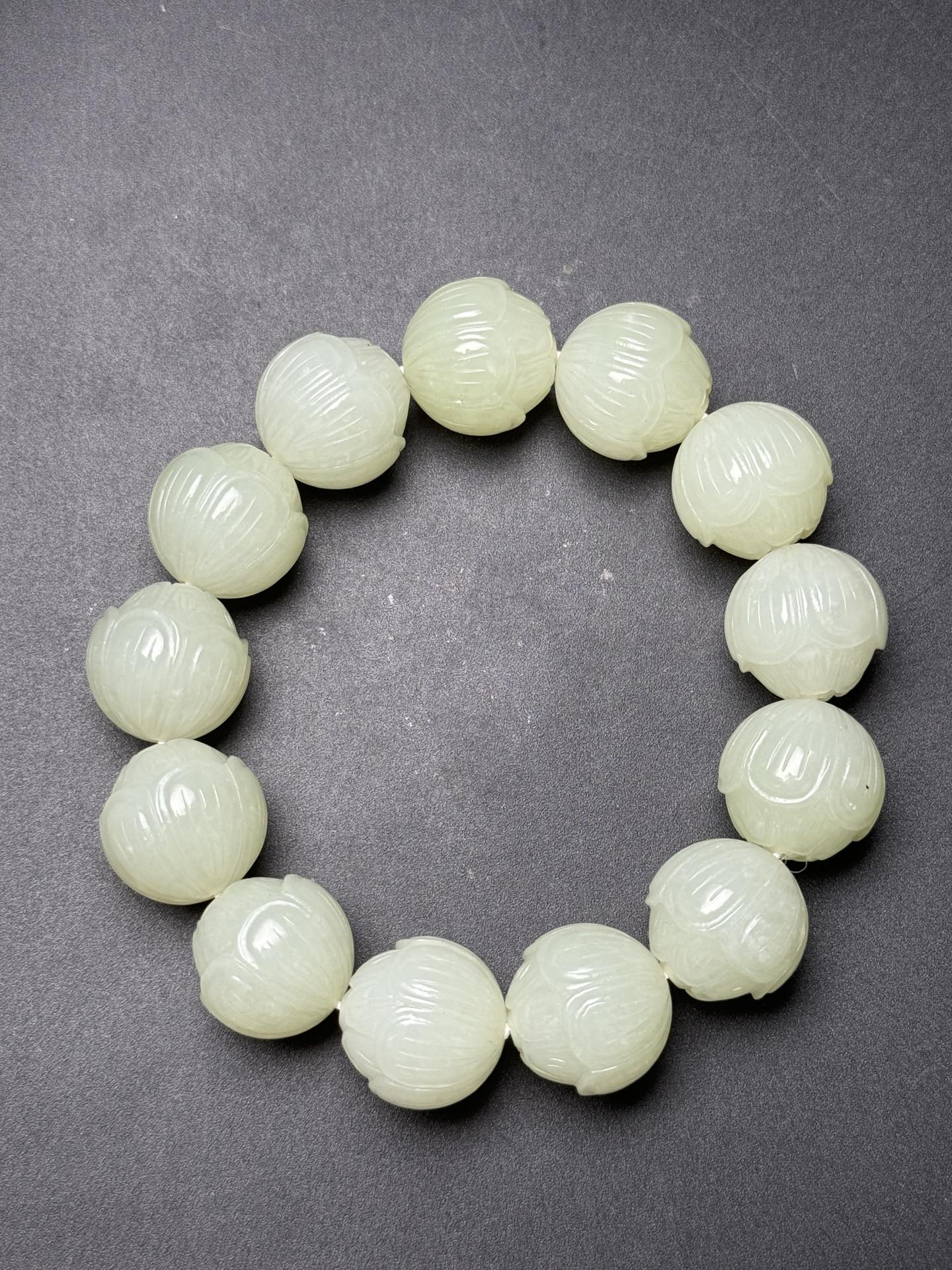 A0630 18mm Chinese Natural Hetian Jade Lotus Flower Beads Bracelet