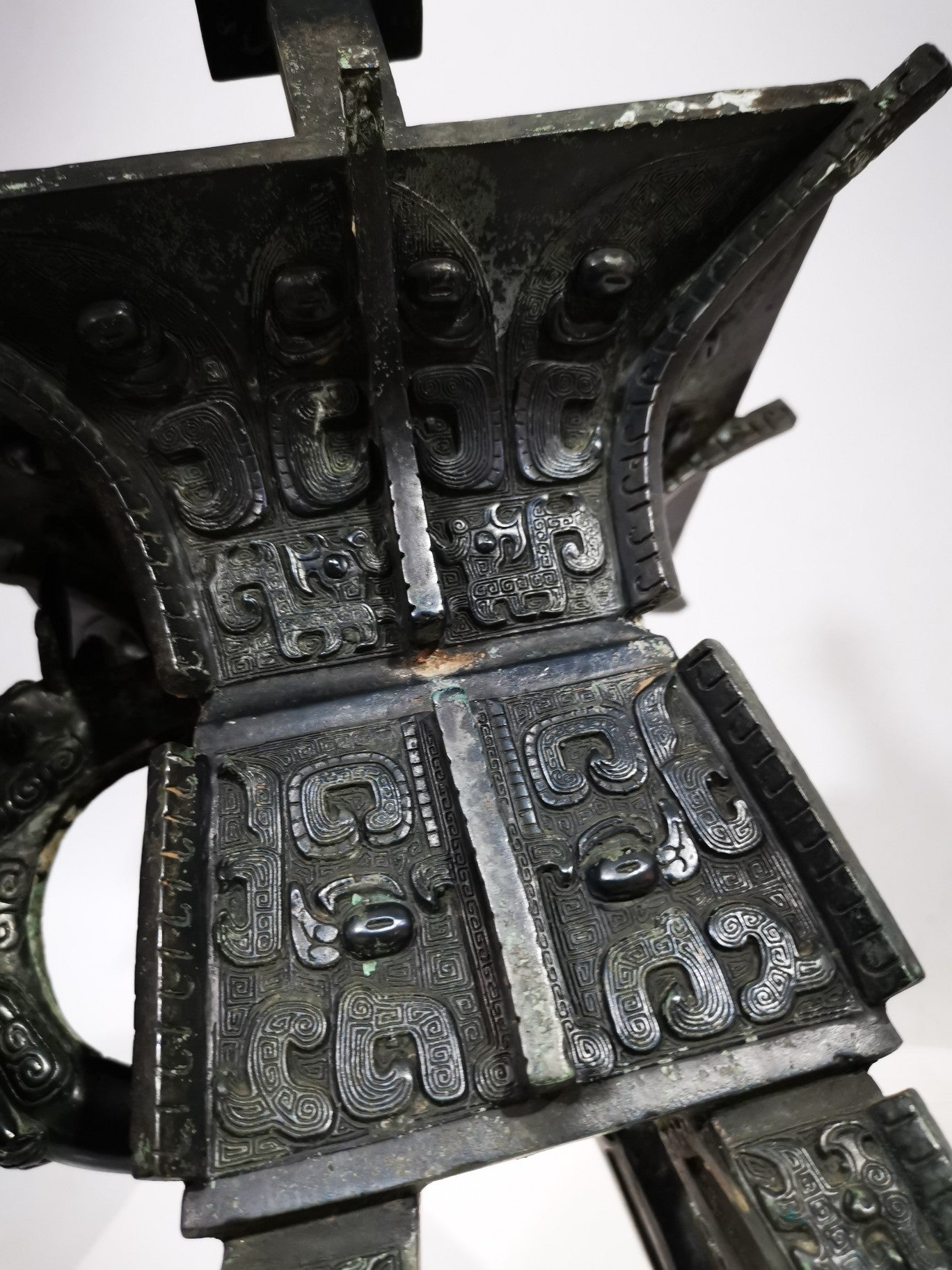 A0632 Vintage Chinese Bronze Four Legs Ritual Vessels - Jia