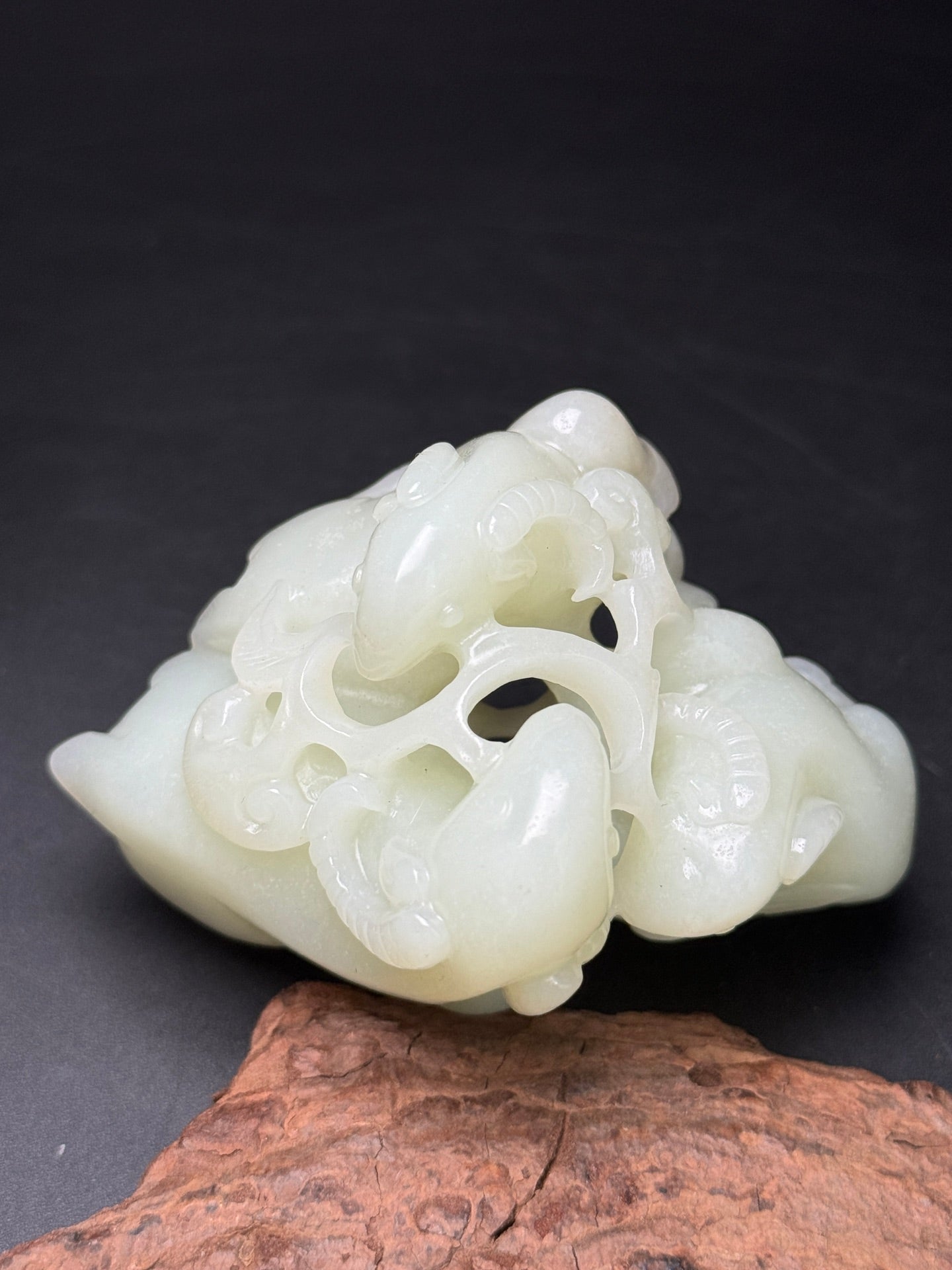 A0635 Superb Chinese Hetian Jade Carved Three Sheep Statue