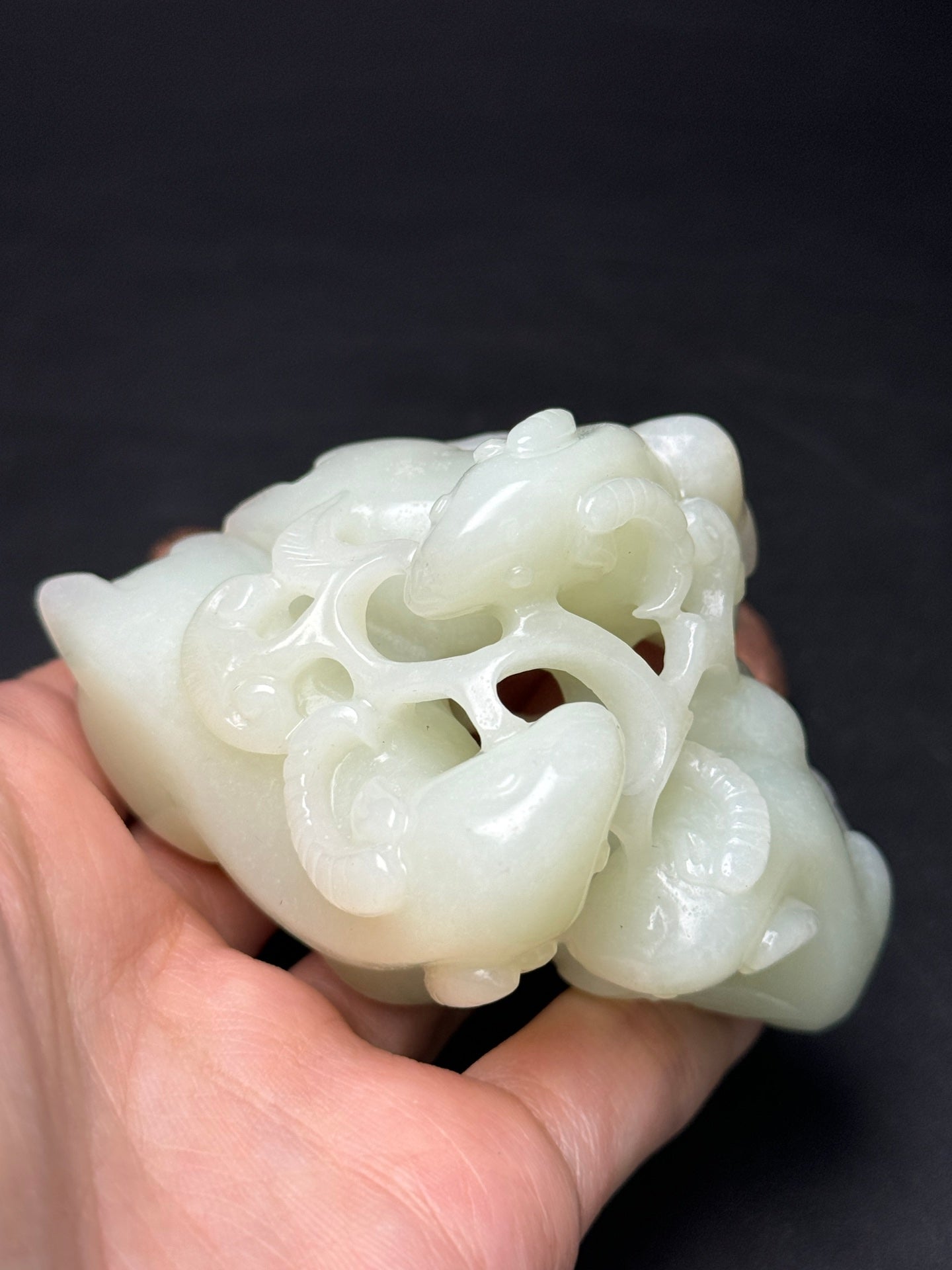 A0635 Superb Chinese Hetian Jade Carved Three Sheep Statue