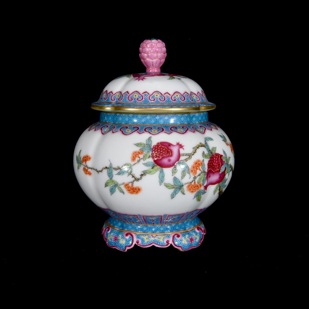 A0636 Chinese Gilt Edge Famille Rose Enamel Pomegranate Design Porcelain Pot w Lid