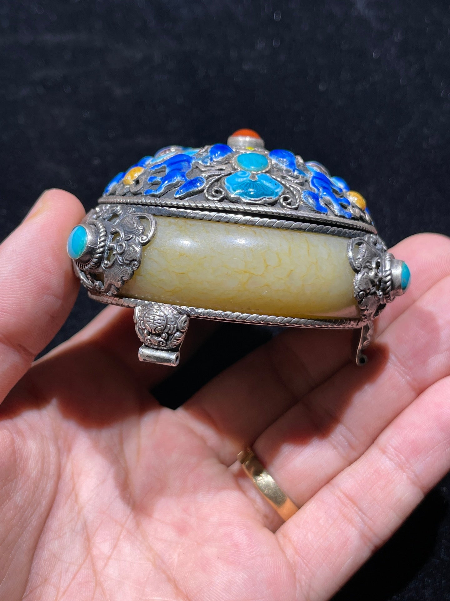 A0639 Vintage Pure Silver Inlay Hetian Jade & Gem Rouge Box