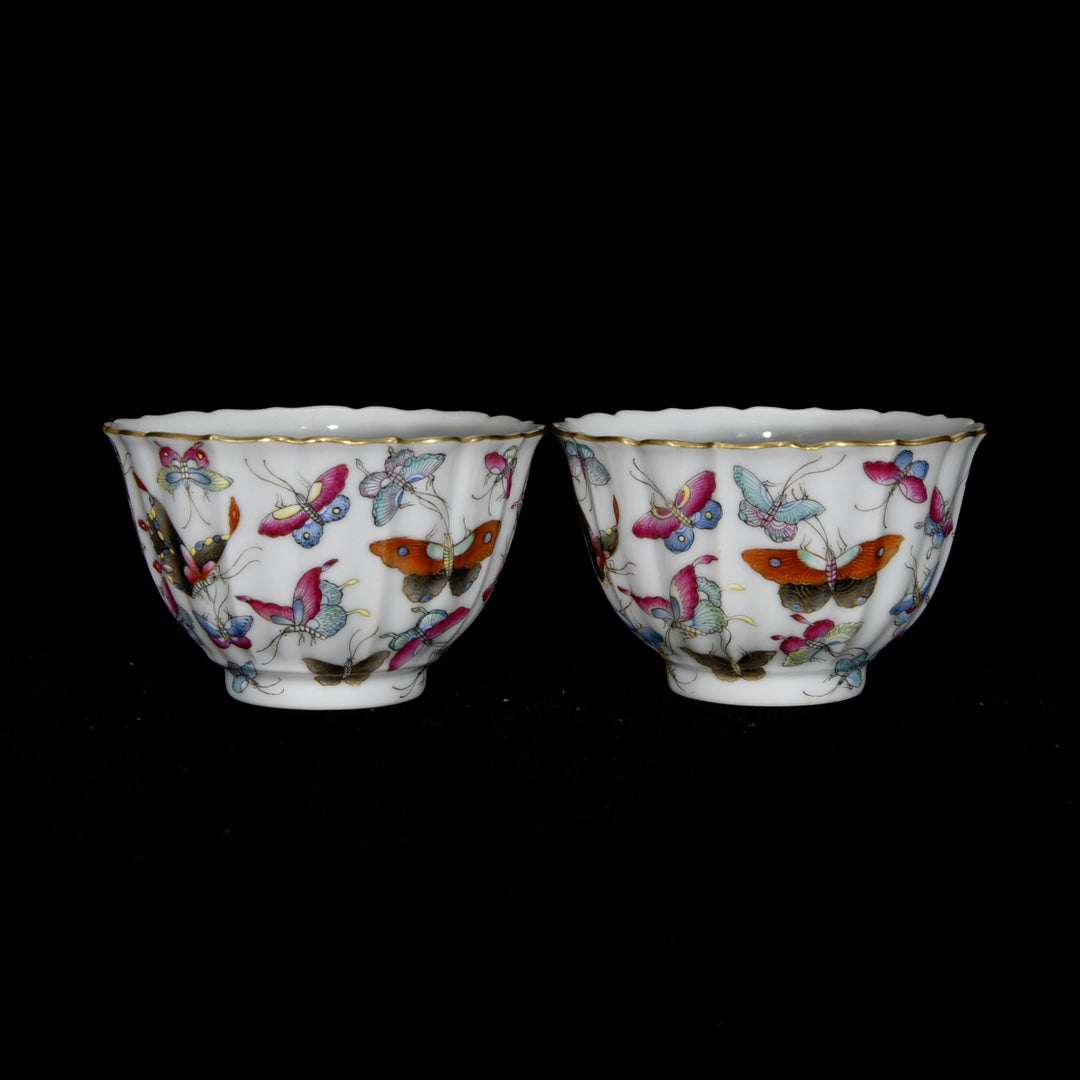 A0658 A Pair Chinese Gilt Edge Famille Rose Butterfly Design Porcelain Cup