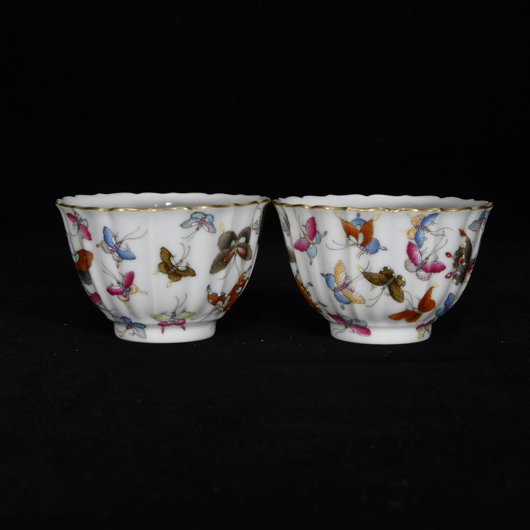 A0658 A Pair Chinese Gilt Edge Famille Rose Butterfly Design Porcelain Cup