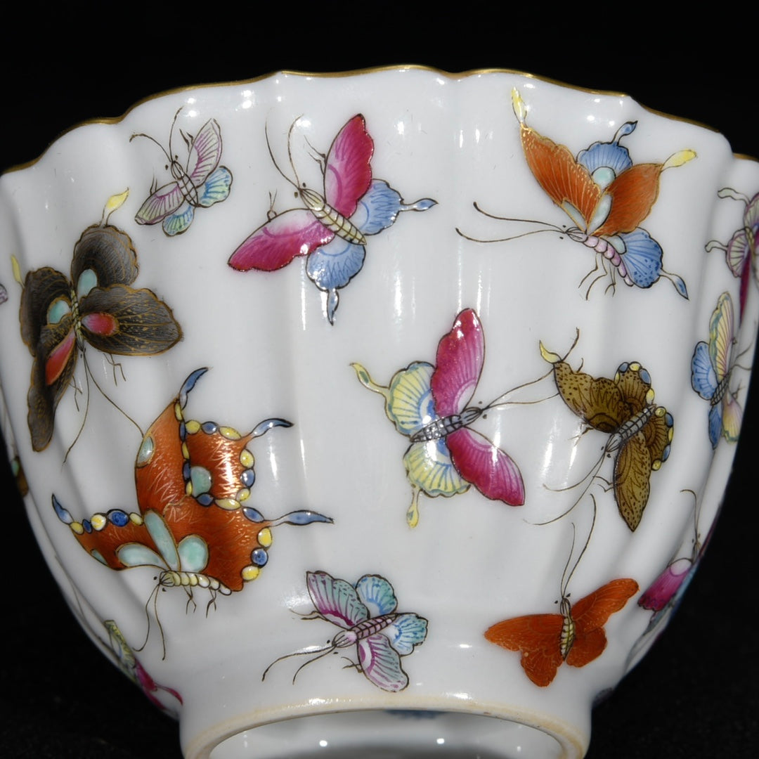 A0658 A Pair Chinese Gilt Edge Famille Rose Butterfly Design Porcelain Cup