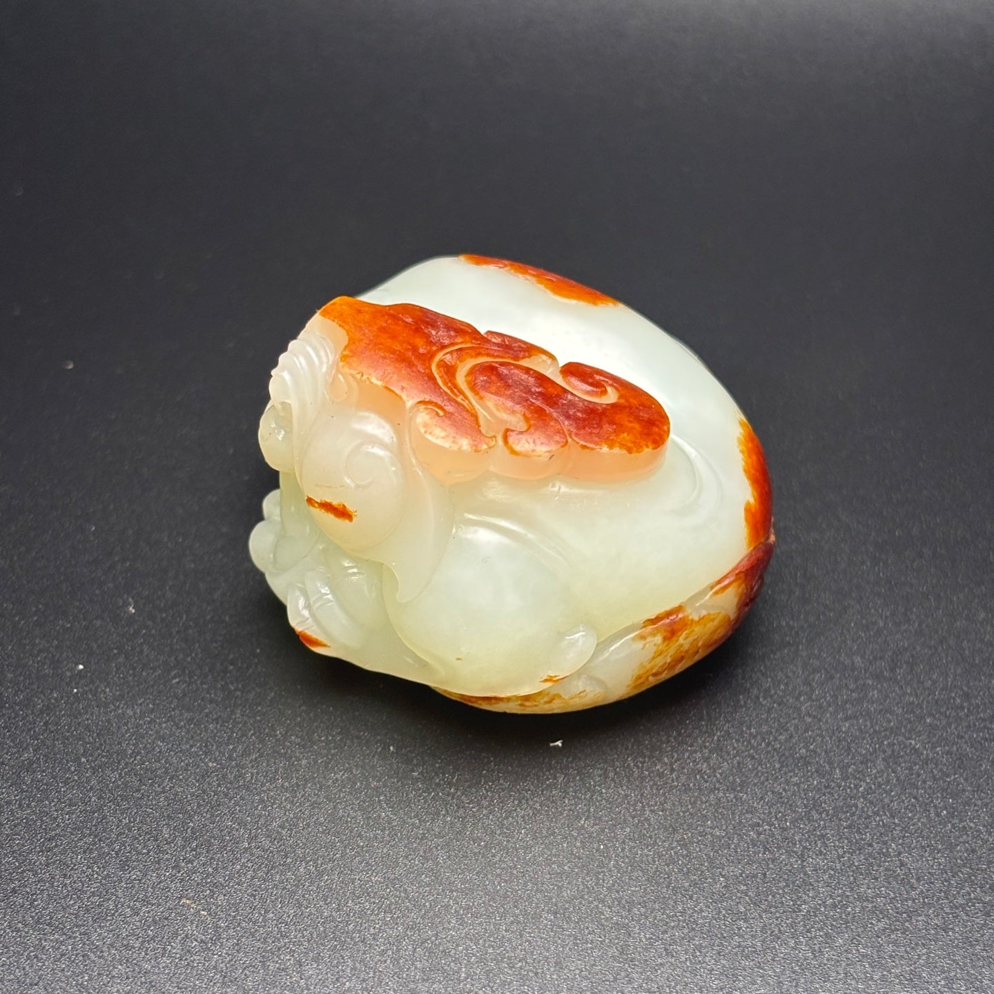 A0660 Superb Chinese Hetian Jade Carved Fortune Pixiu Statue/Pendant