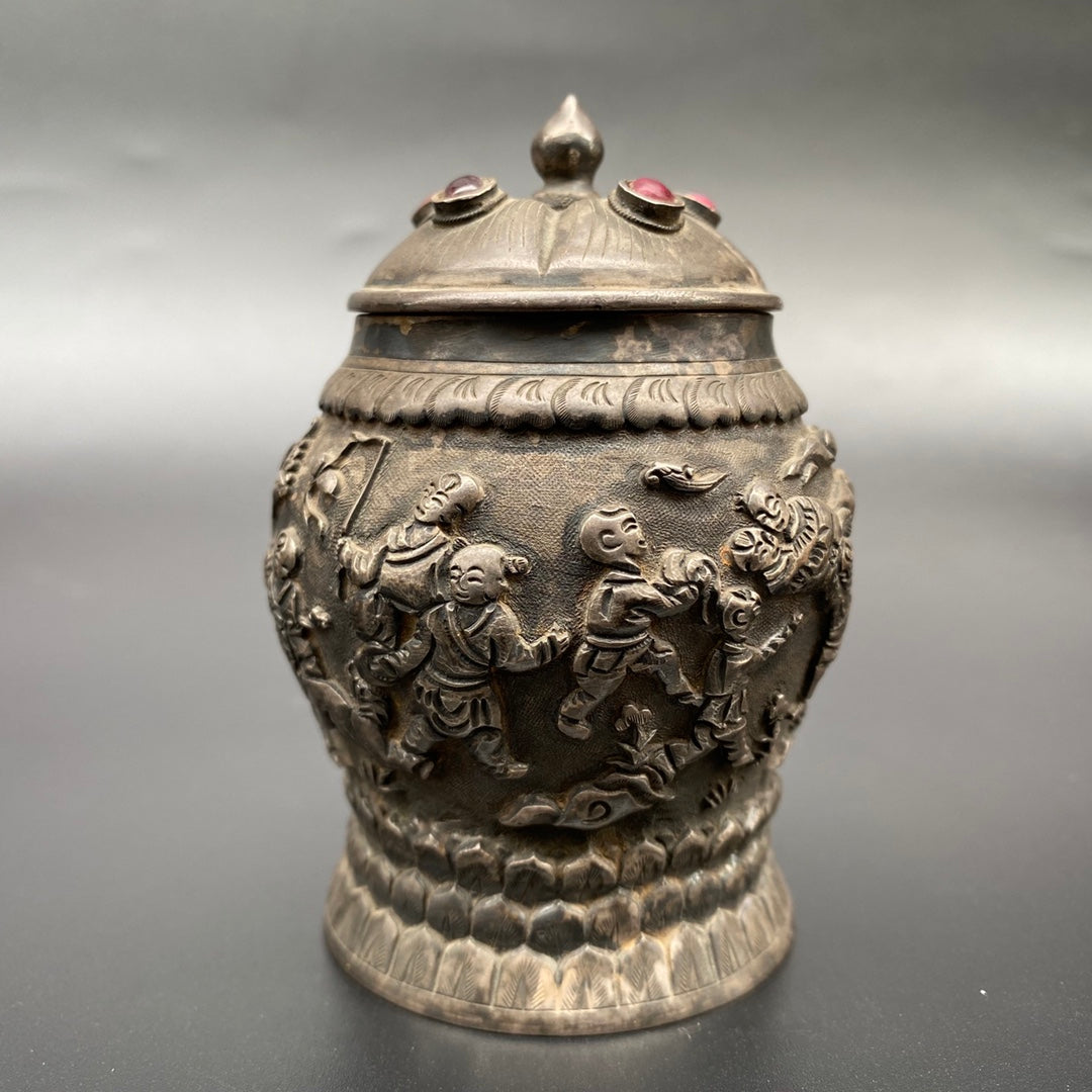 A0661 Superb Old Pure Silver Low Relief Urchin Design Pot