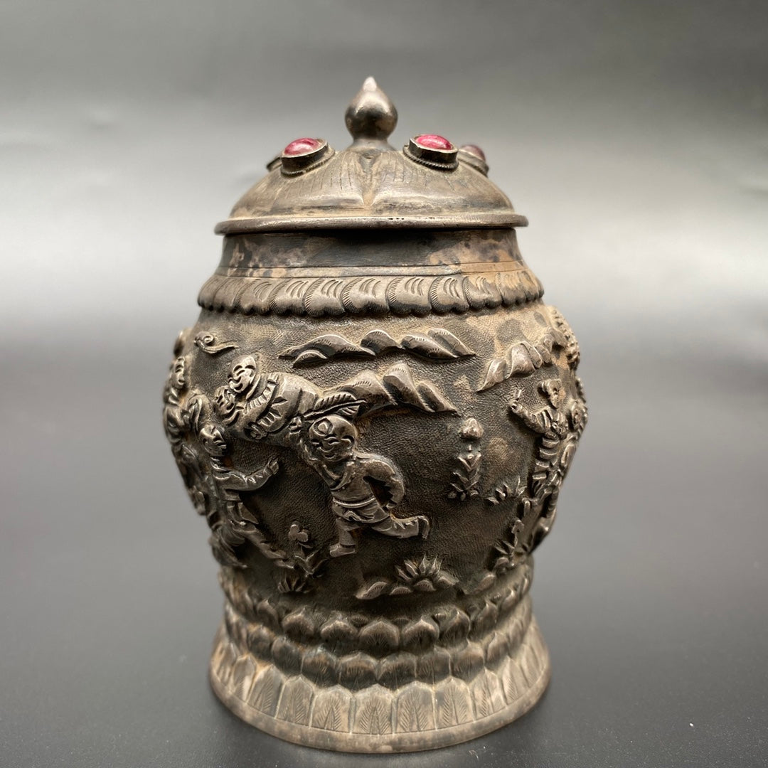 A0661 Superb Old Pure Silver Low Relief Urchin Design Pot
