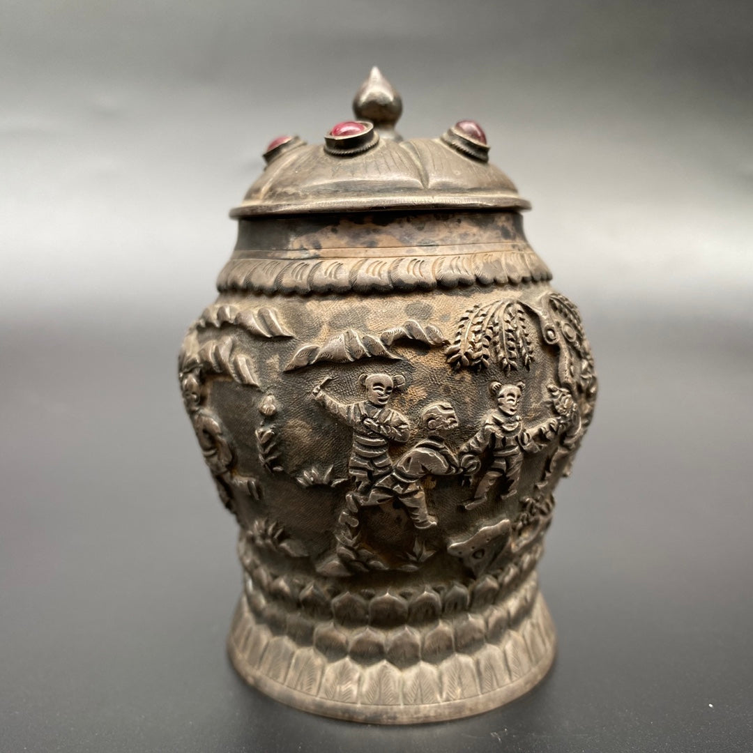 A0661 Superb Old Pure Silver Low Relief Urchin Design Pot