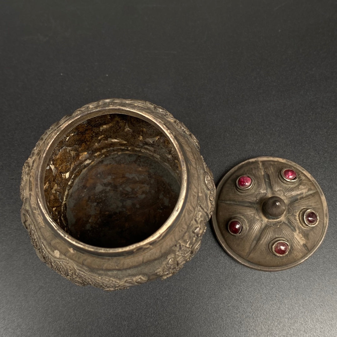 A0661 Superb Old Pure Silver Low Relief Urchin Design Pot