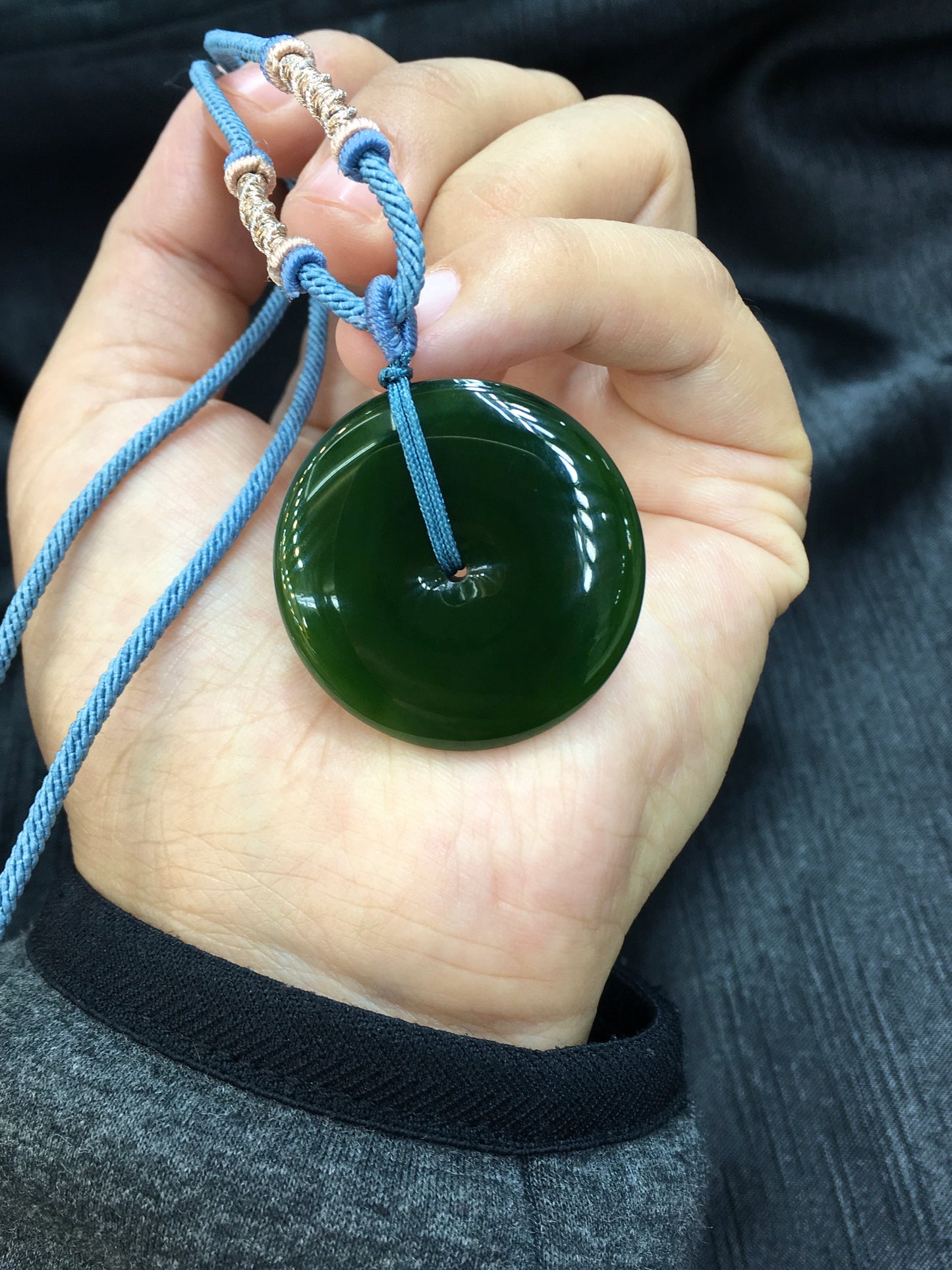 A0668 Superb Chinese Green Hetian Jade Lucky Pendant