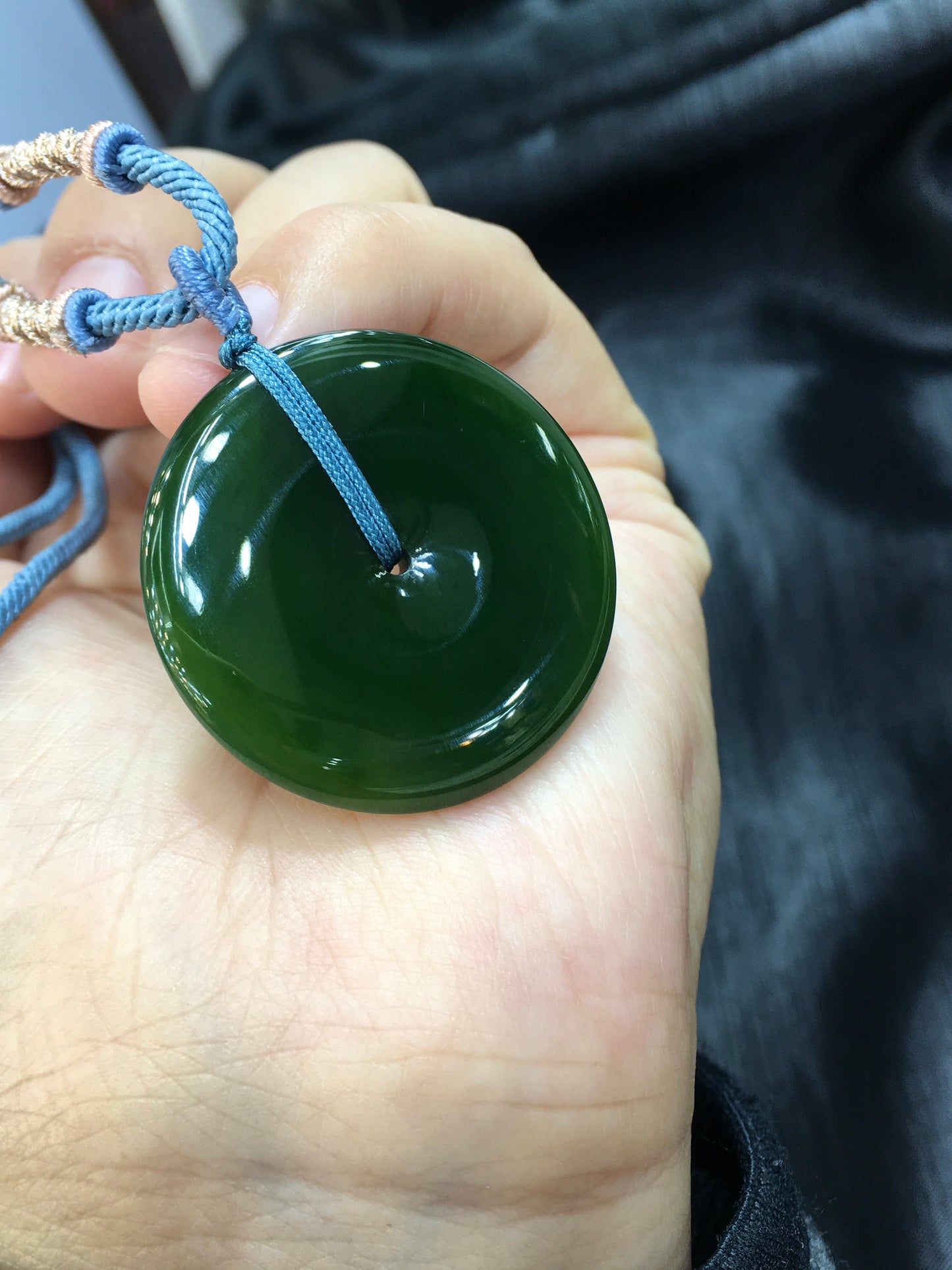 A0668 Superb Chinese Green Hetian Jade Lucky Pendant