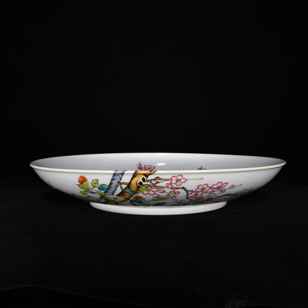 A0670 Chinese Famille Rose Flowers Design Porcelain Plate