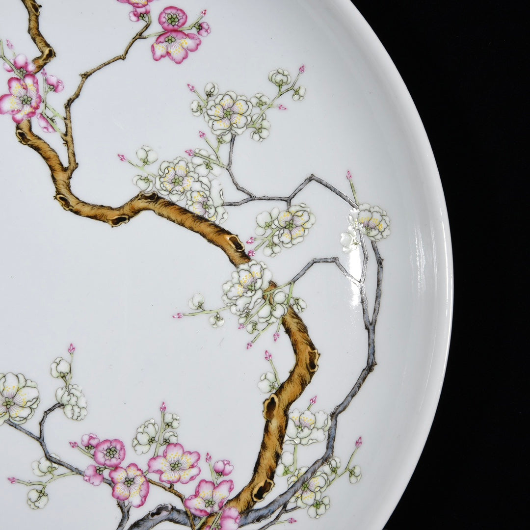 A0670 Chinese Famille Rose Flowers Design Porcelain Plate