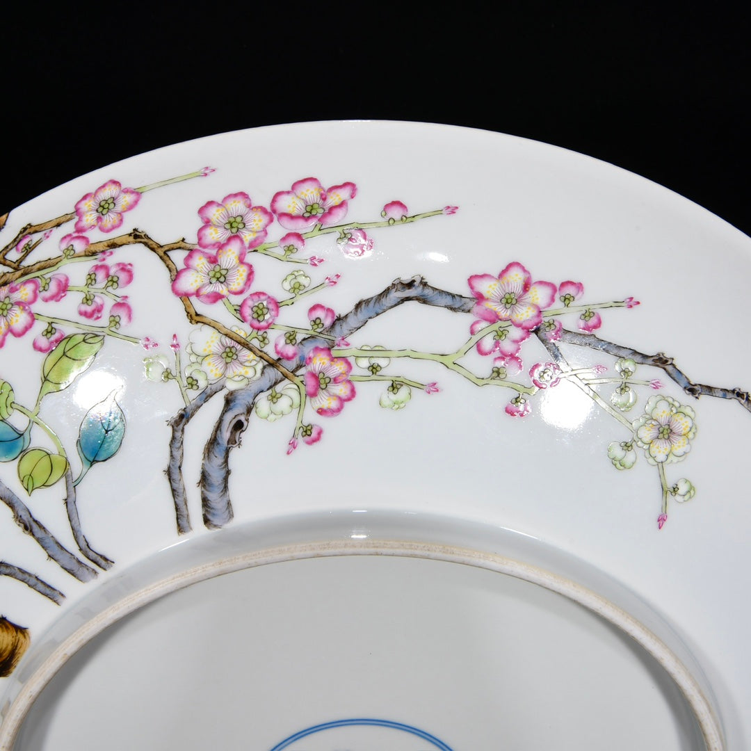 A0670 Chinese Famille Rose Flowers Design Porcelain Plate