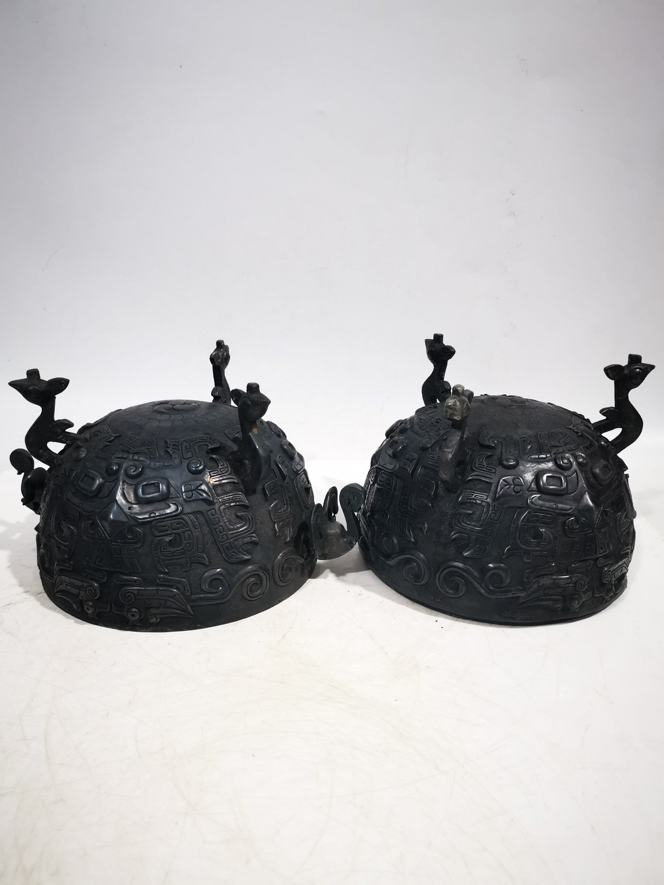 A0681 Vintage Chinese Bronze Beast Face Bronze Gui Vessels