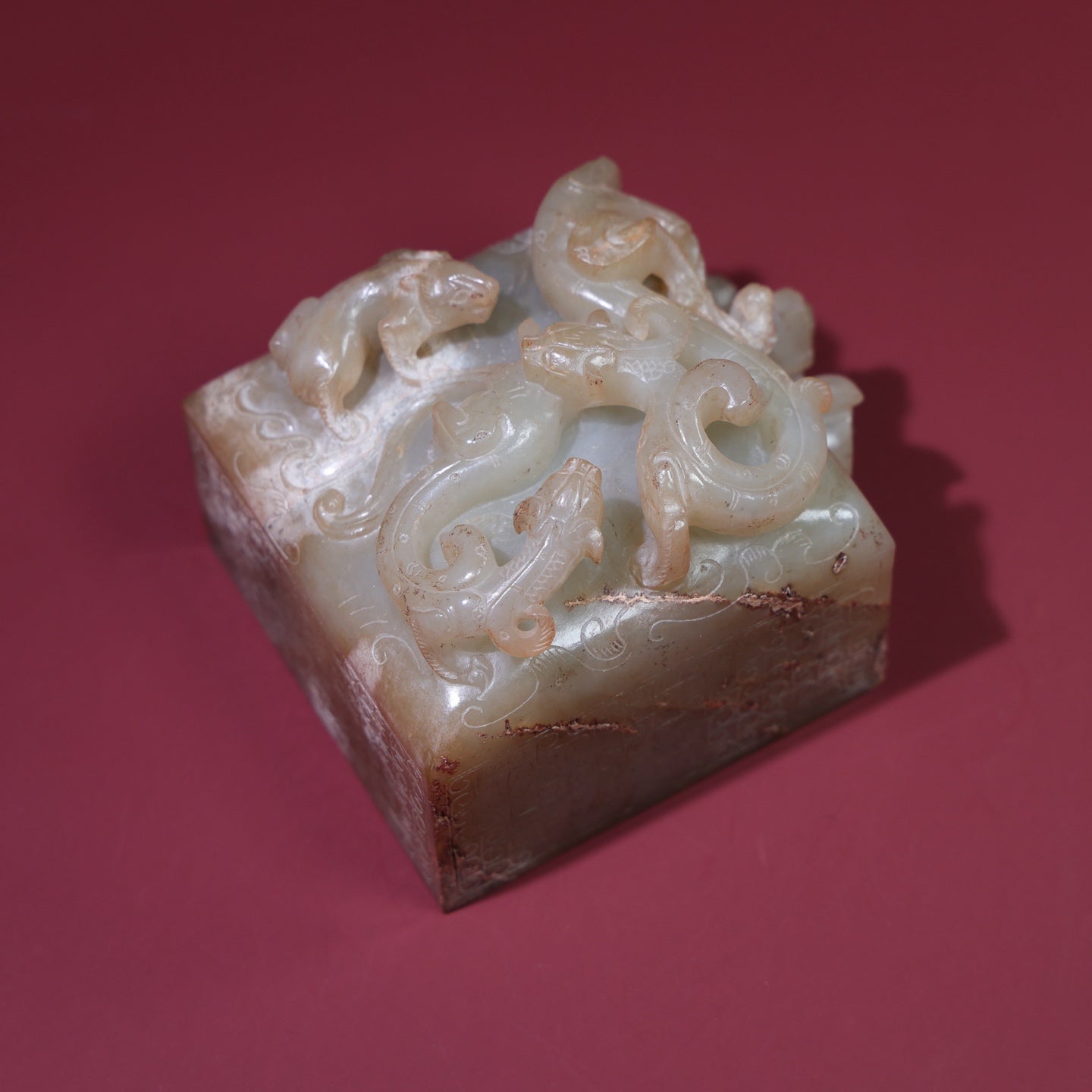 A0690 Vintage Chinese Hetian Jade High Relief Chi Dragon Seal