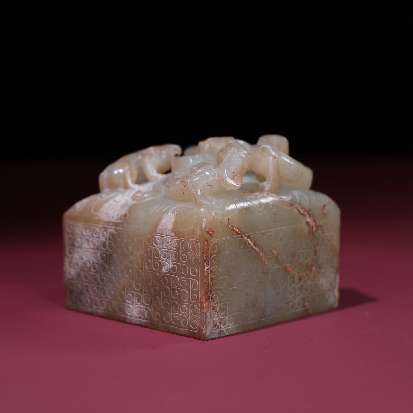 A0690 Vintage Chinese Hetian Jade High Relief Chi Dragon Seal