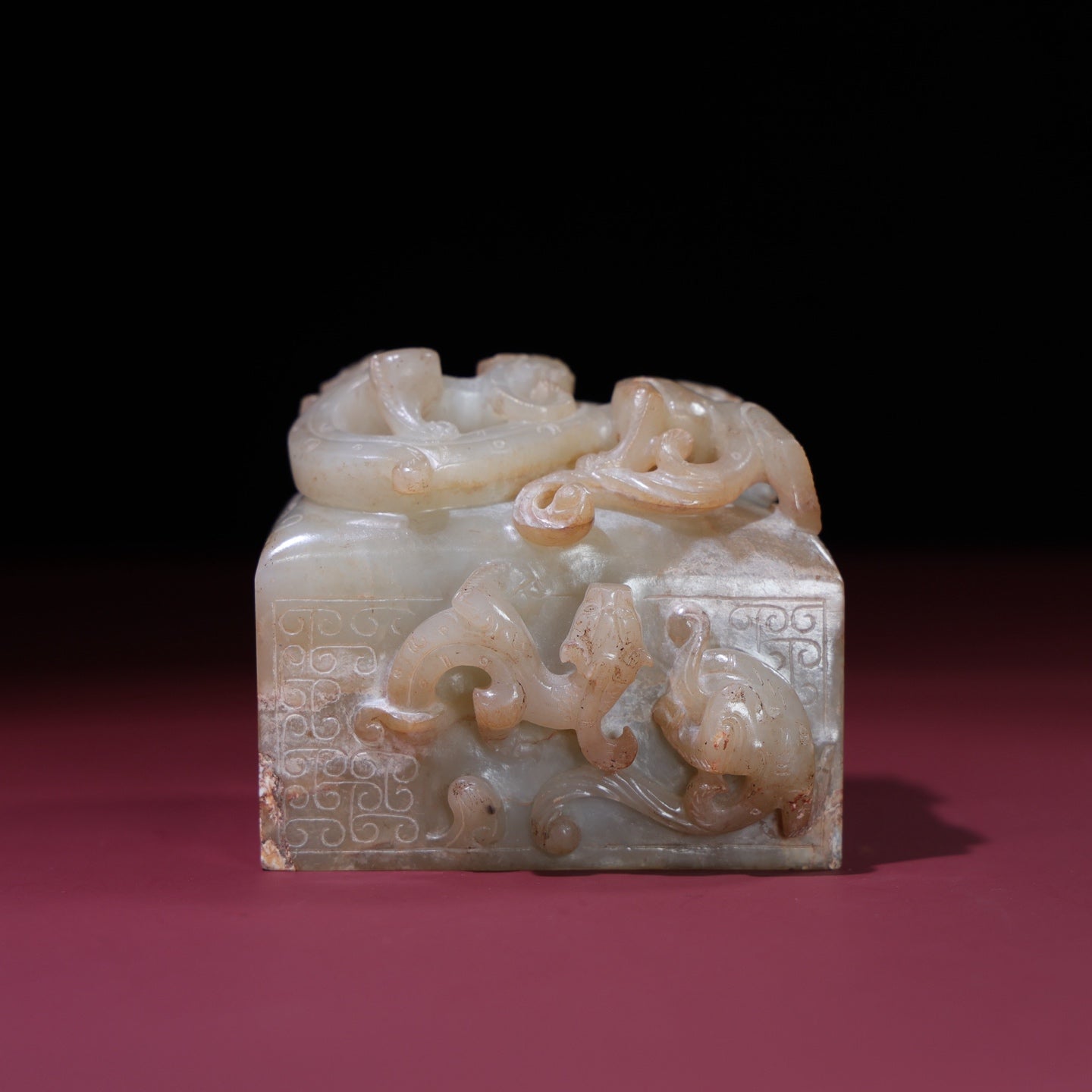 A0690 Vintage Chinese Hetian Jade High Relief Chi Dragon Seal