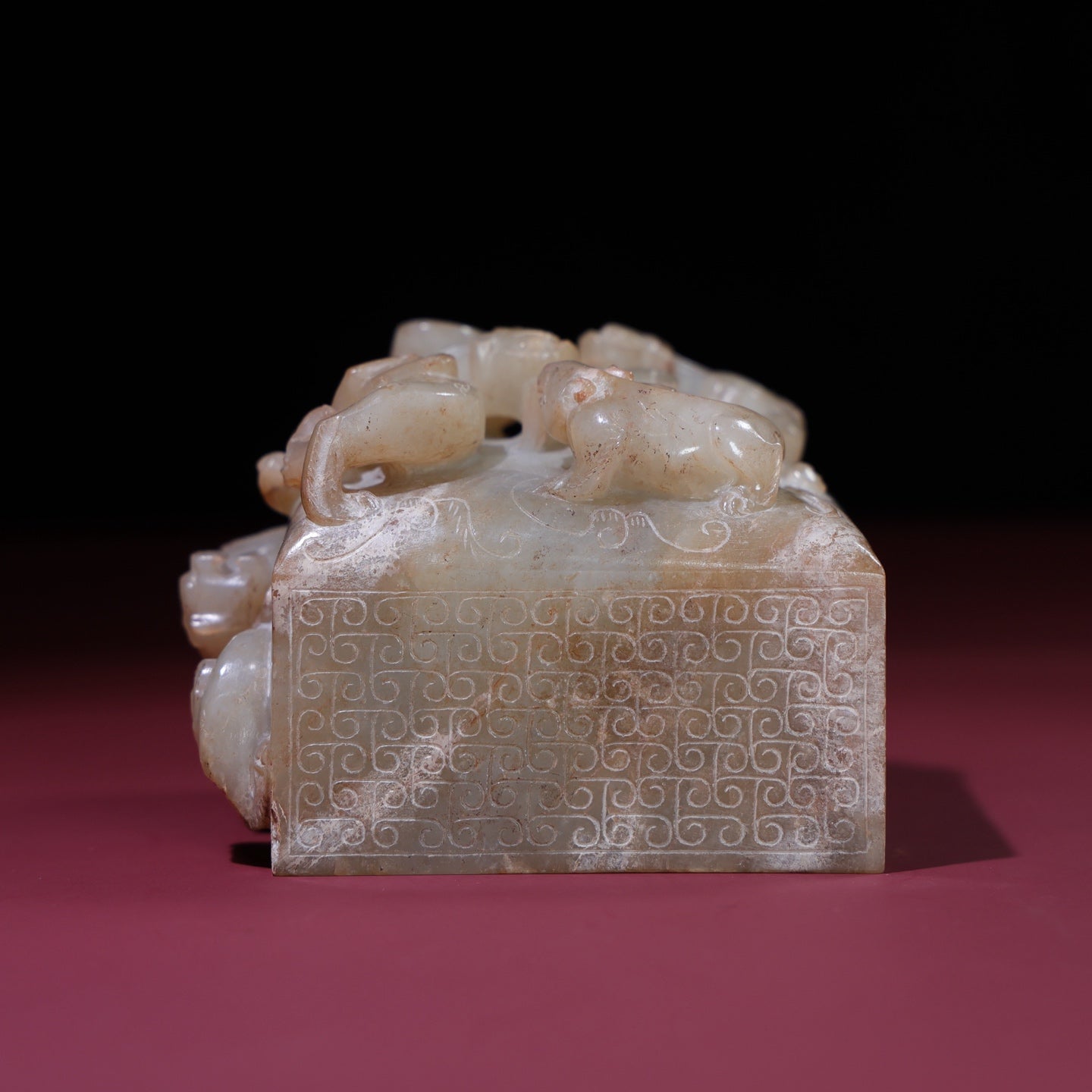A0690 Vintage Chinese Hetian Jade High Relief Chi Dragon Seal