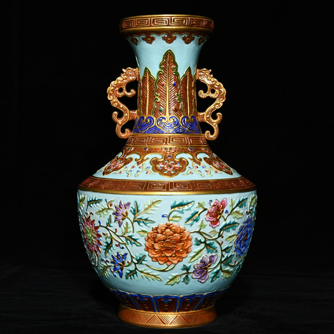 A0692 Chinese Gilt Gold Famille Rose Enamel All Flowers Bloom Together Design Porcelain Vase