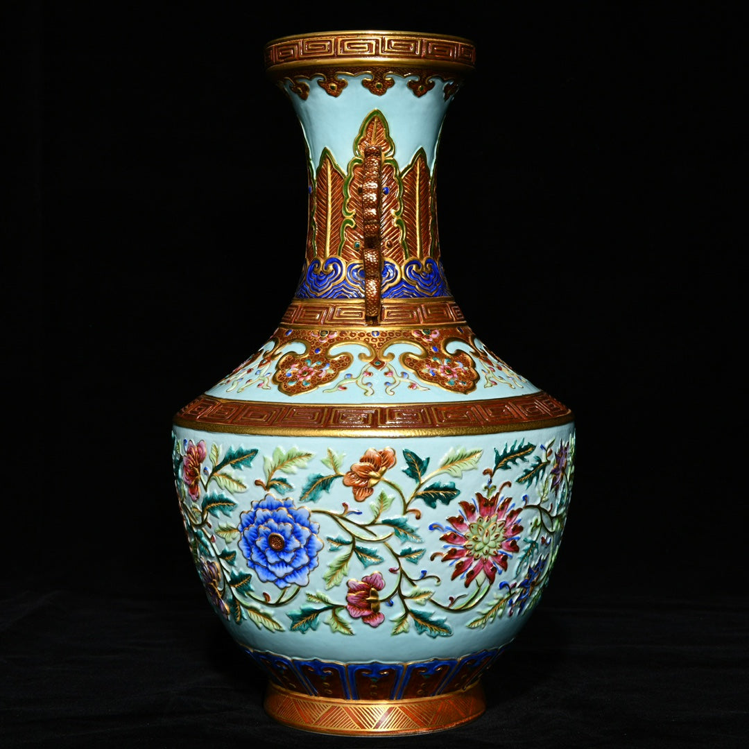 A0692 Chinese Gilt Gold Famille Rose Enamel All Flowers Bloom Together Design Porcelain Vase