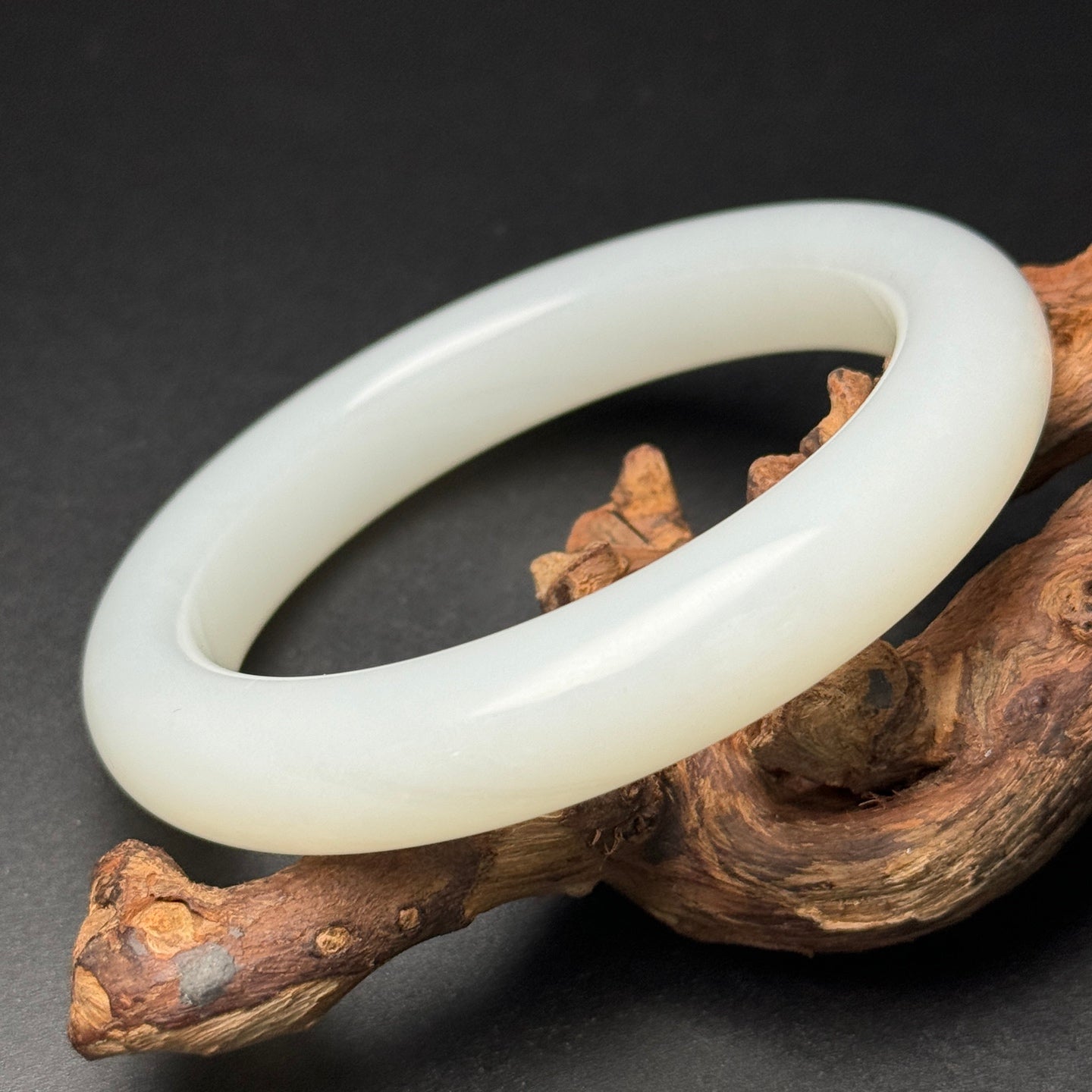 A0693 Inside Diameter 57 MM Chinese Natural White Hetian Jade Bracelet