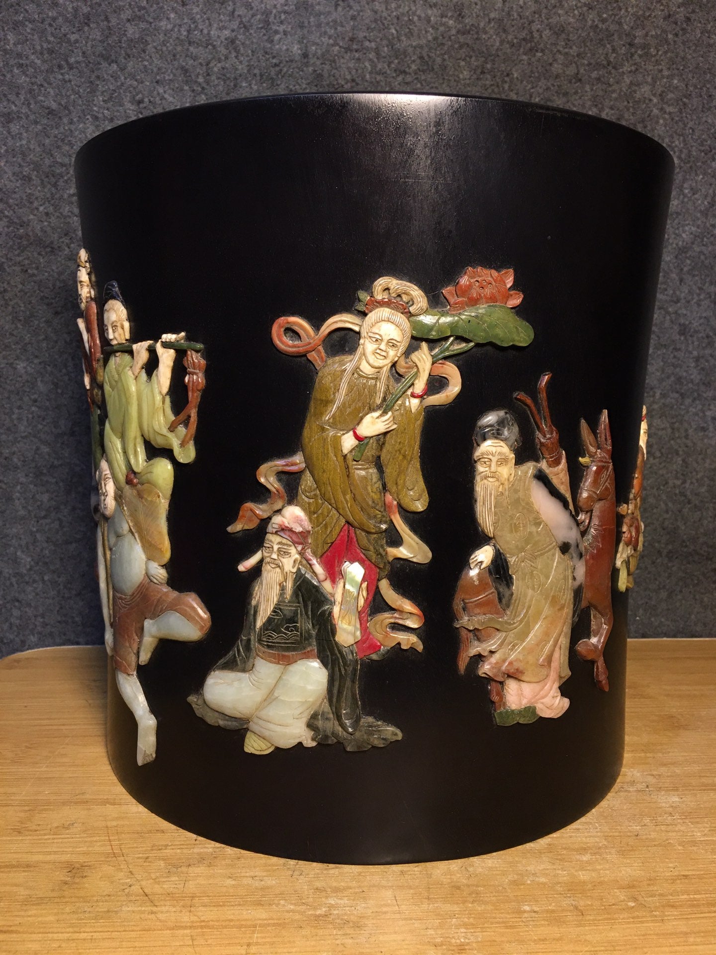 A0696 Chinese Zitan Wood Inlay Shoushan Stone Eight Taoism Deity Design Brush Pot