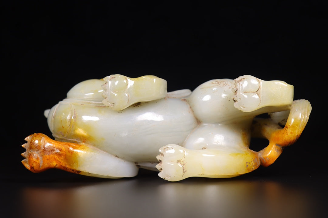 A0704 Superb Vintage Chinese Hetian Jade Carved Fortune Beast Statue