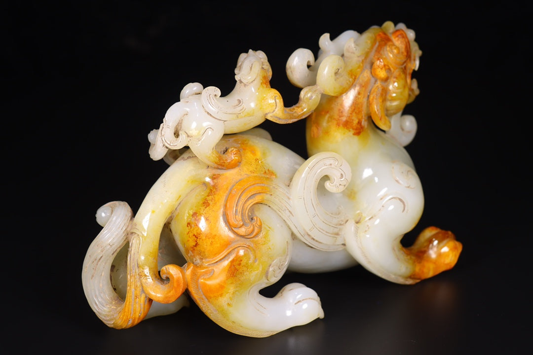 A0704 Superb Vintage Chinese Hetian Jade Carved Fortune Beast Statue