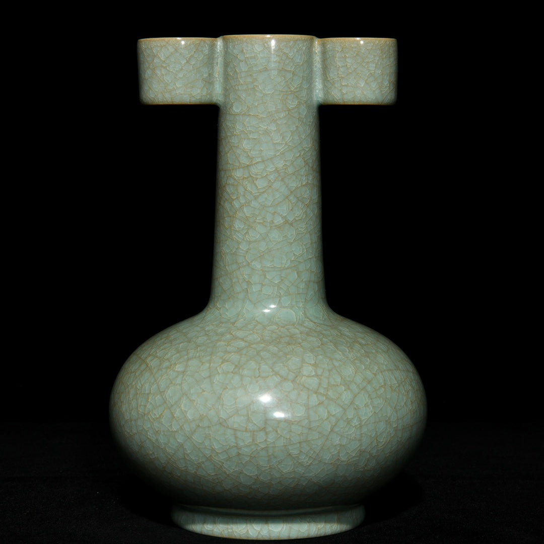 A0712 Vintage Chinese Ice Crack Ru Kiln Double Ear Porcelain Vase