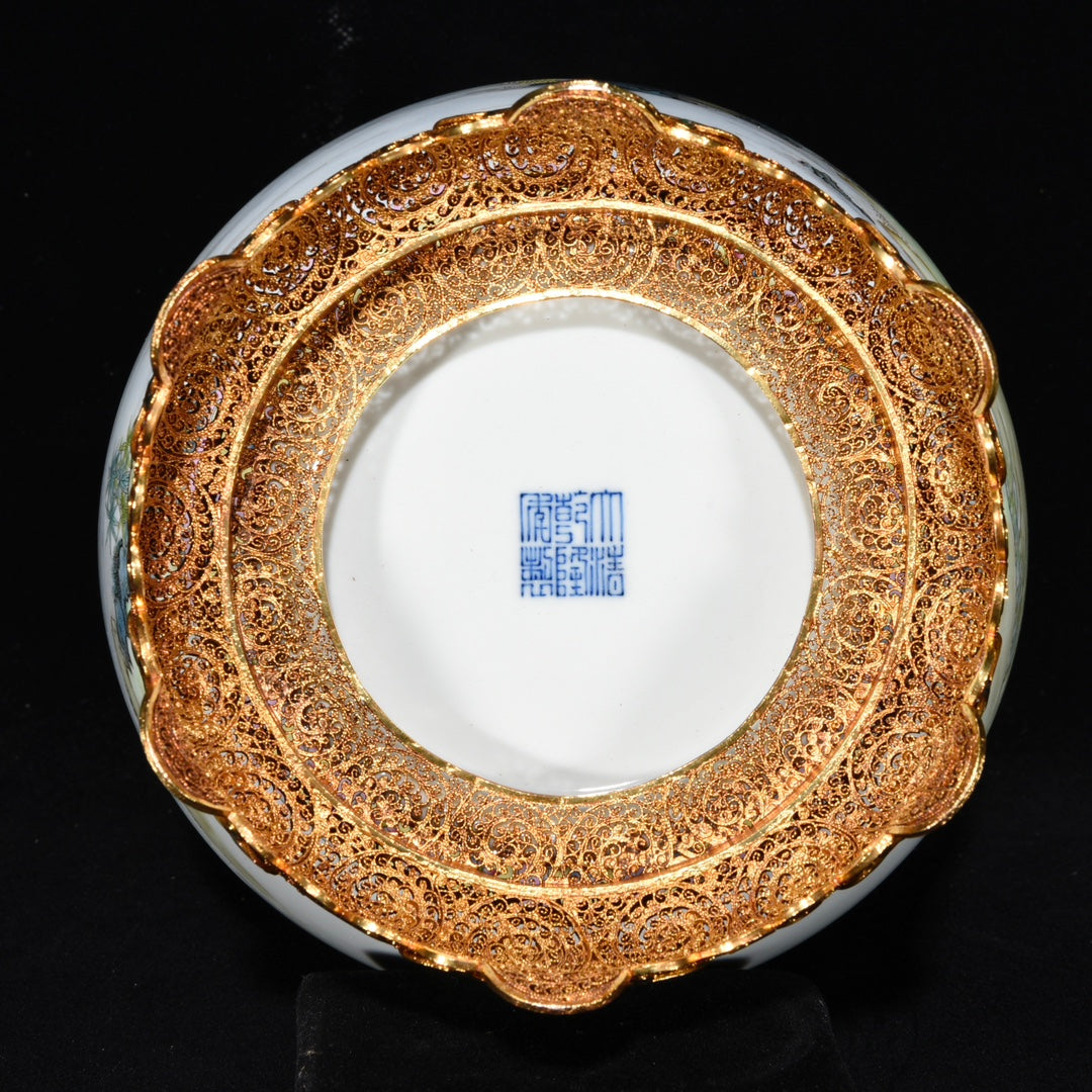 A0725 Chinese Qing Dynasty Famille Rose Enamel Flowers Bird Design Porcelain Vase w Gold Wires Enamel Base