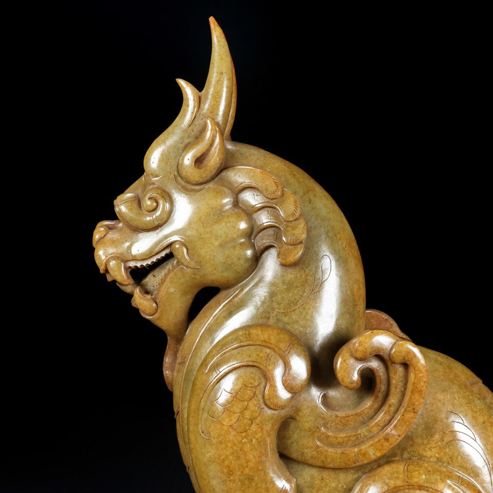 A0727 Superb Old Chinese Hetian Jade Carved Divine Beast Statue