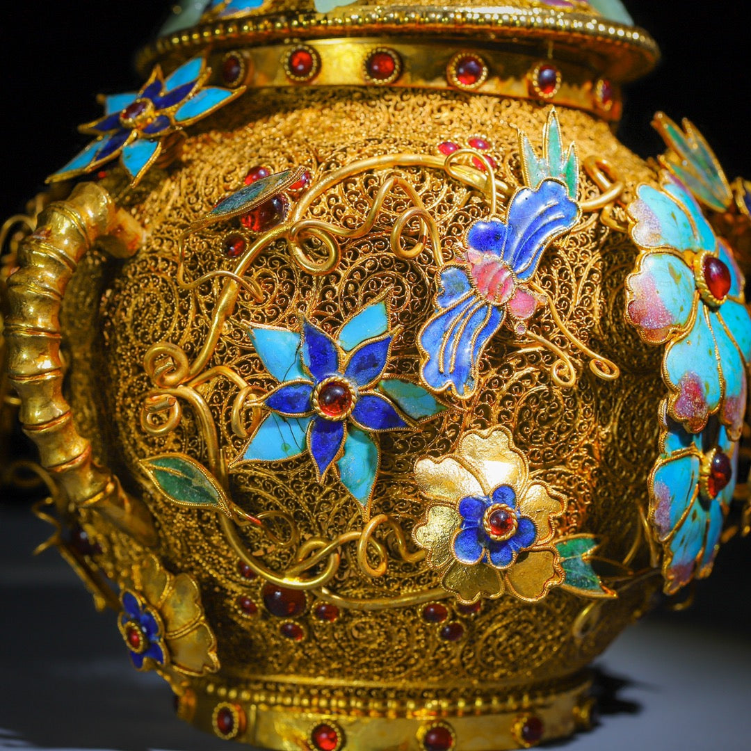 A0743 Exquisite Gold Wires Enamel Inlay Gem Butterfly & Flowers Wine Pot